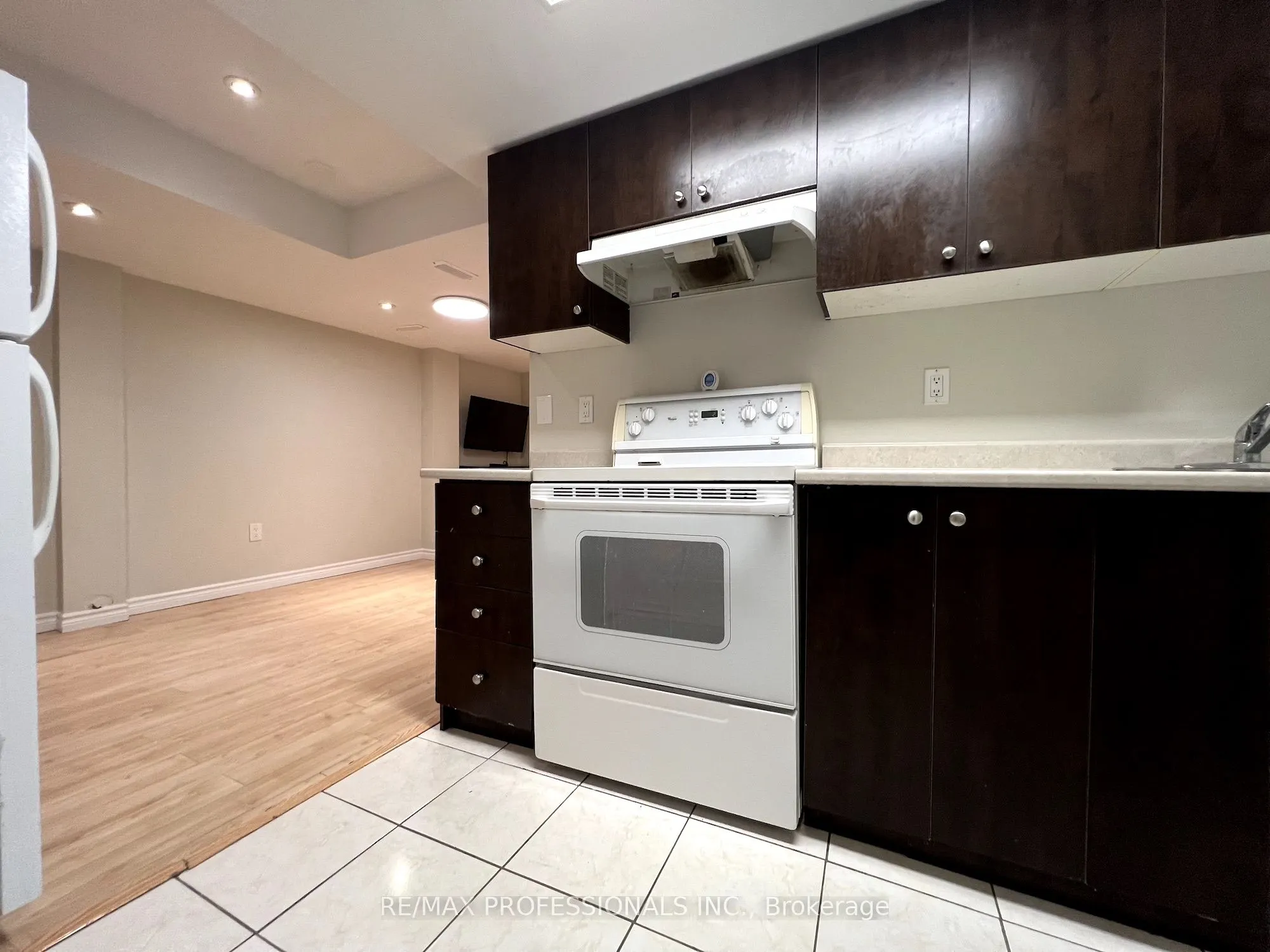 3866 Freeman Terrace, #Basement