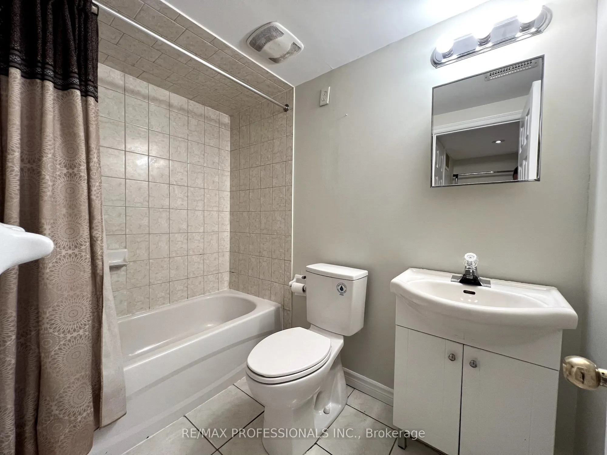 3866 Freeman Terrace, #Basement
