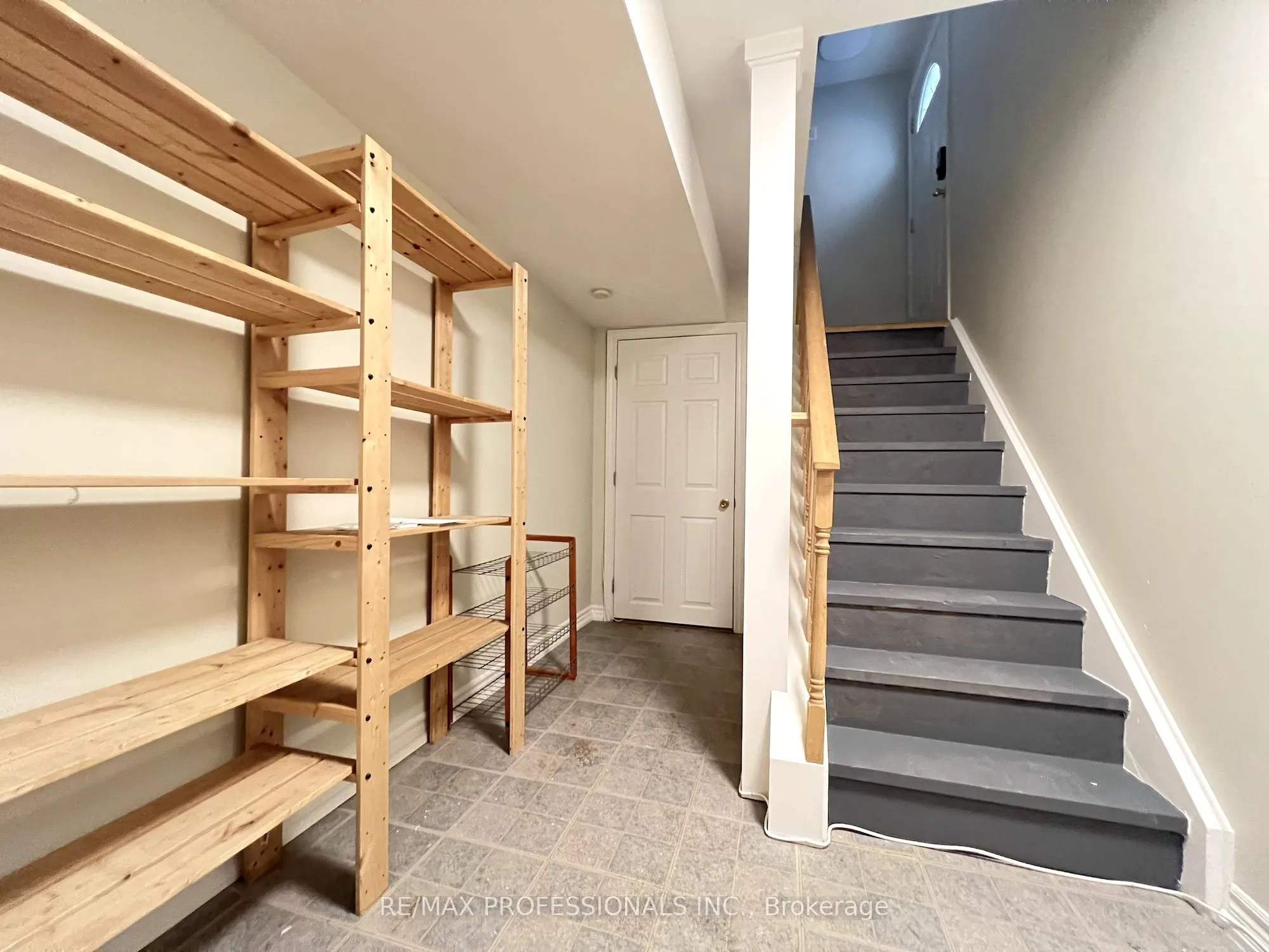 3866 Freeman Terrace, #Basement