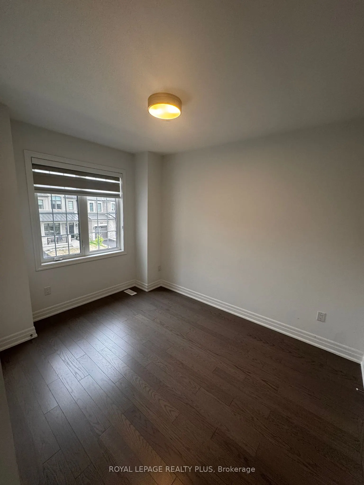 3150 Moss Gardens
