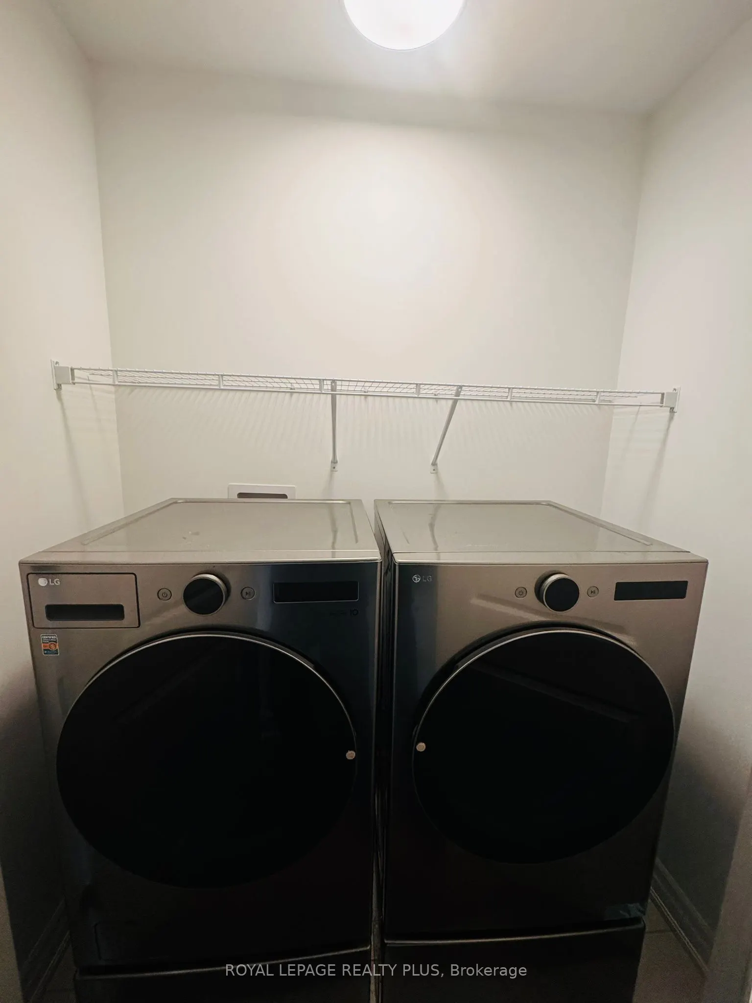 3150 Moss Gardens