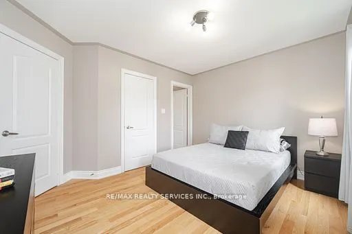6 Hugo Road