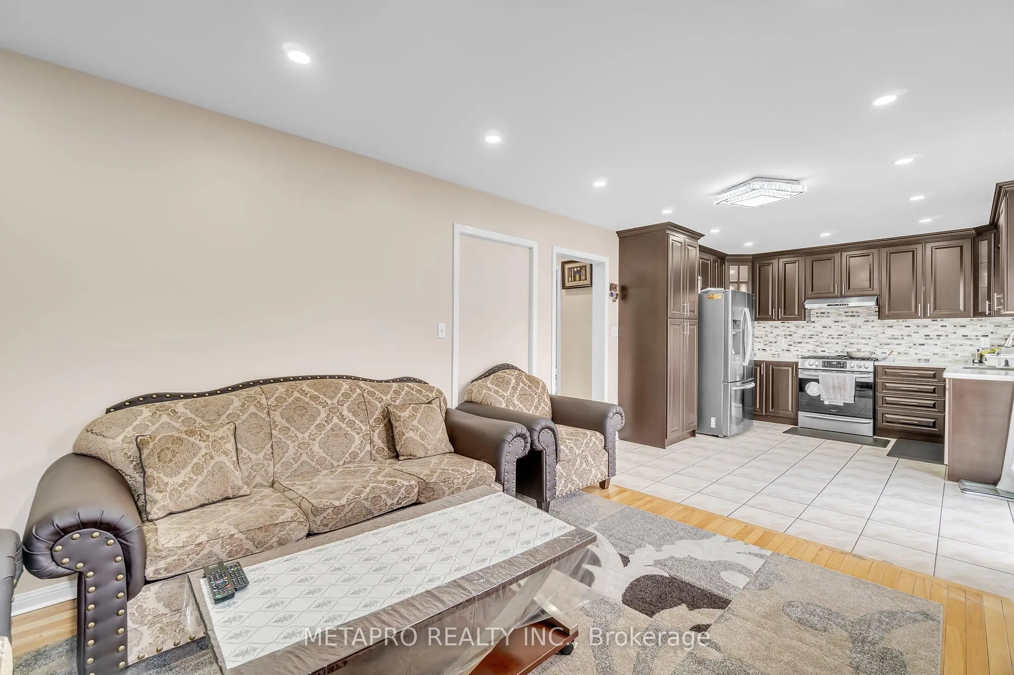 19 Firwood Crescent