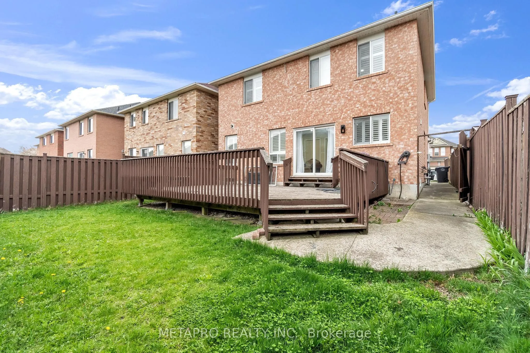 19 Firwood Crescent