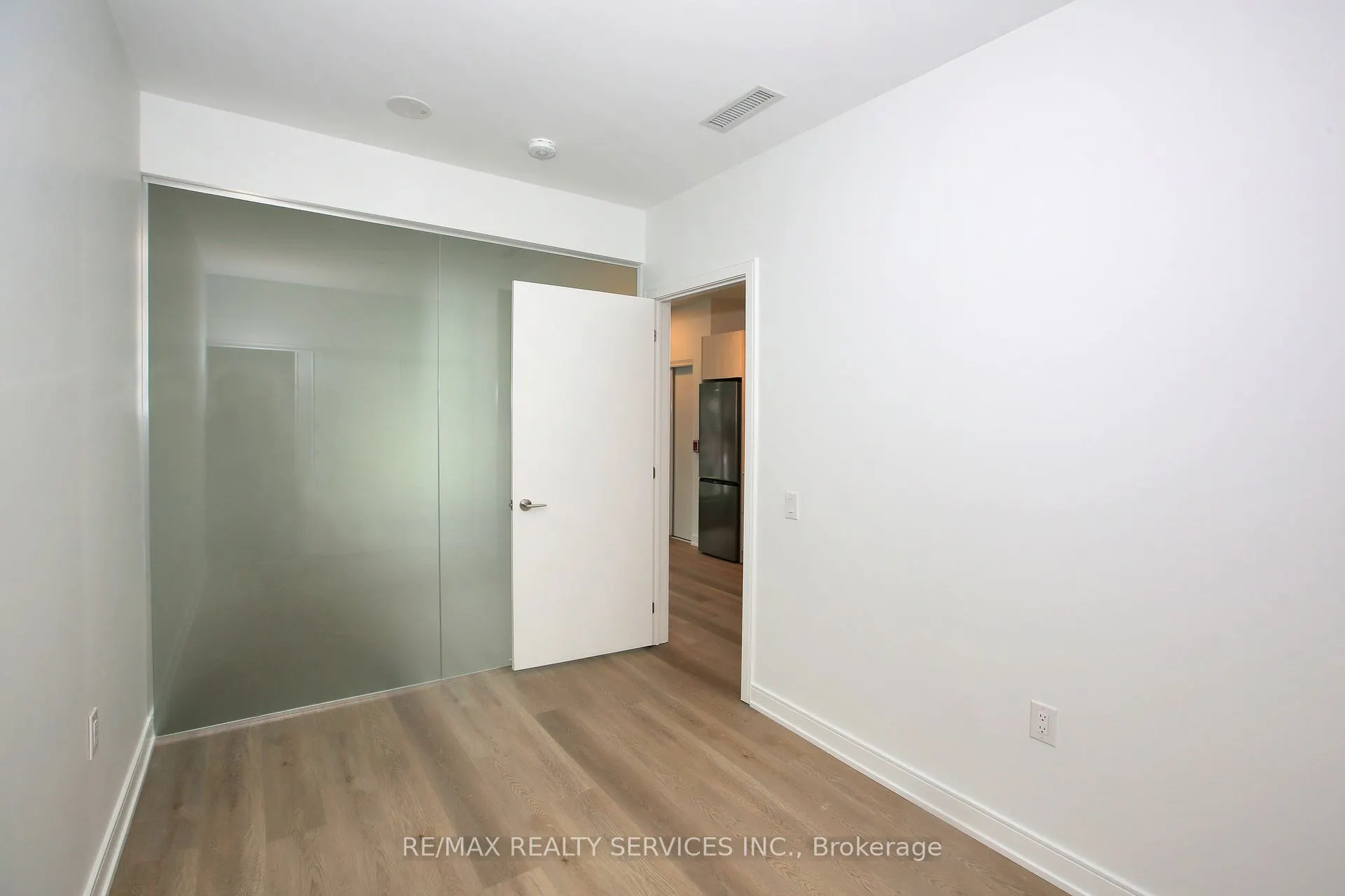 92 Agnes Street, #4