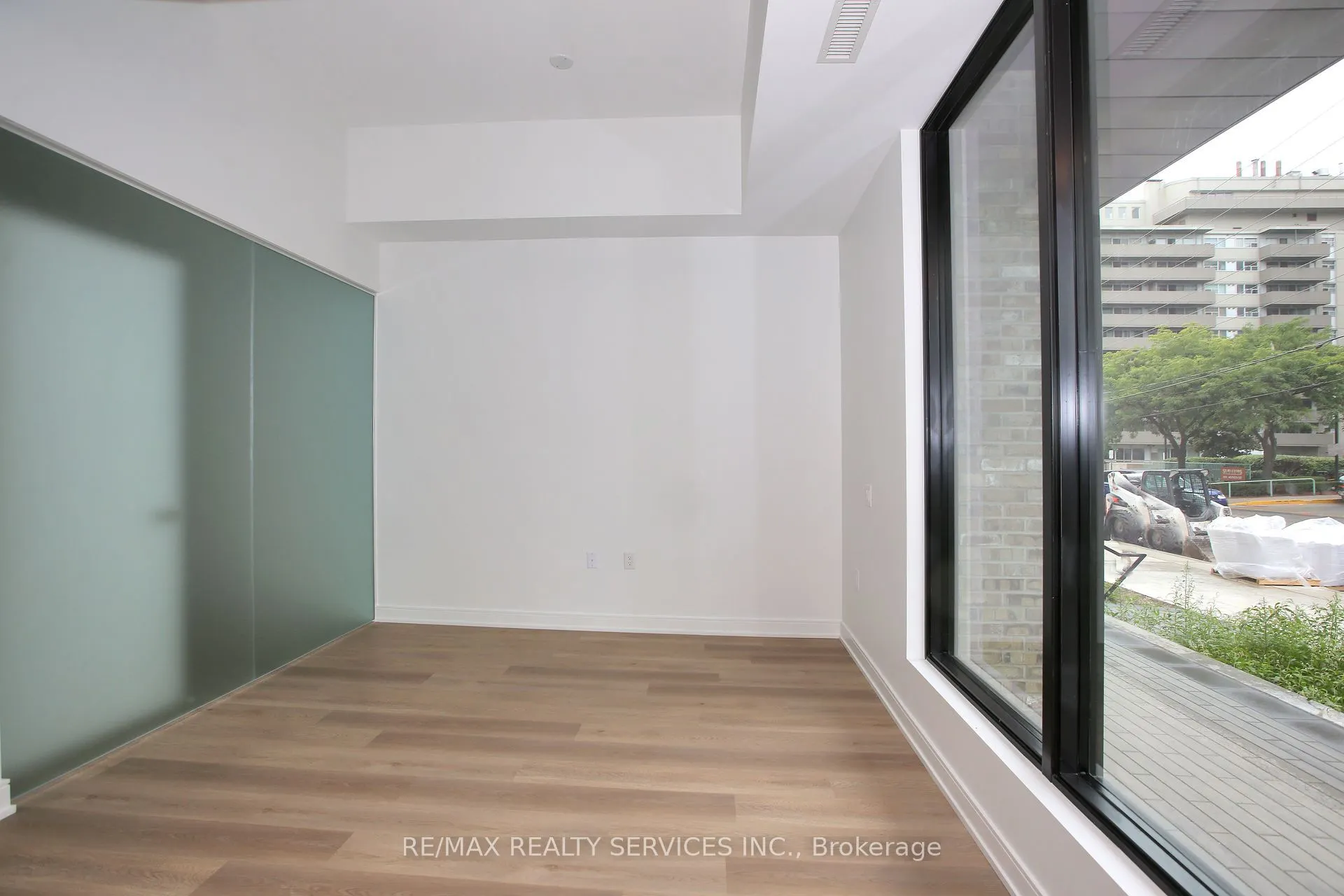 92 Agnes Street, #4