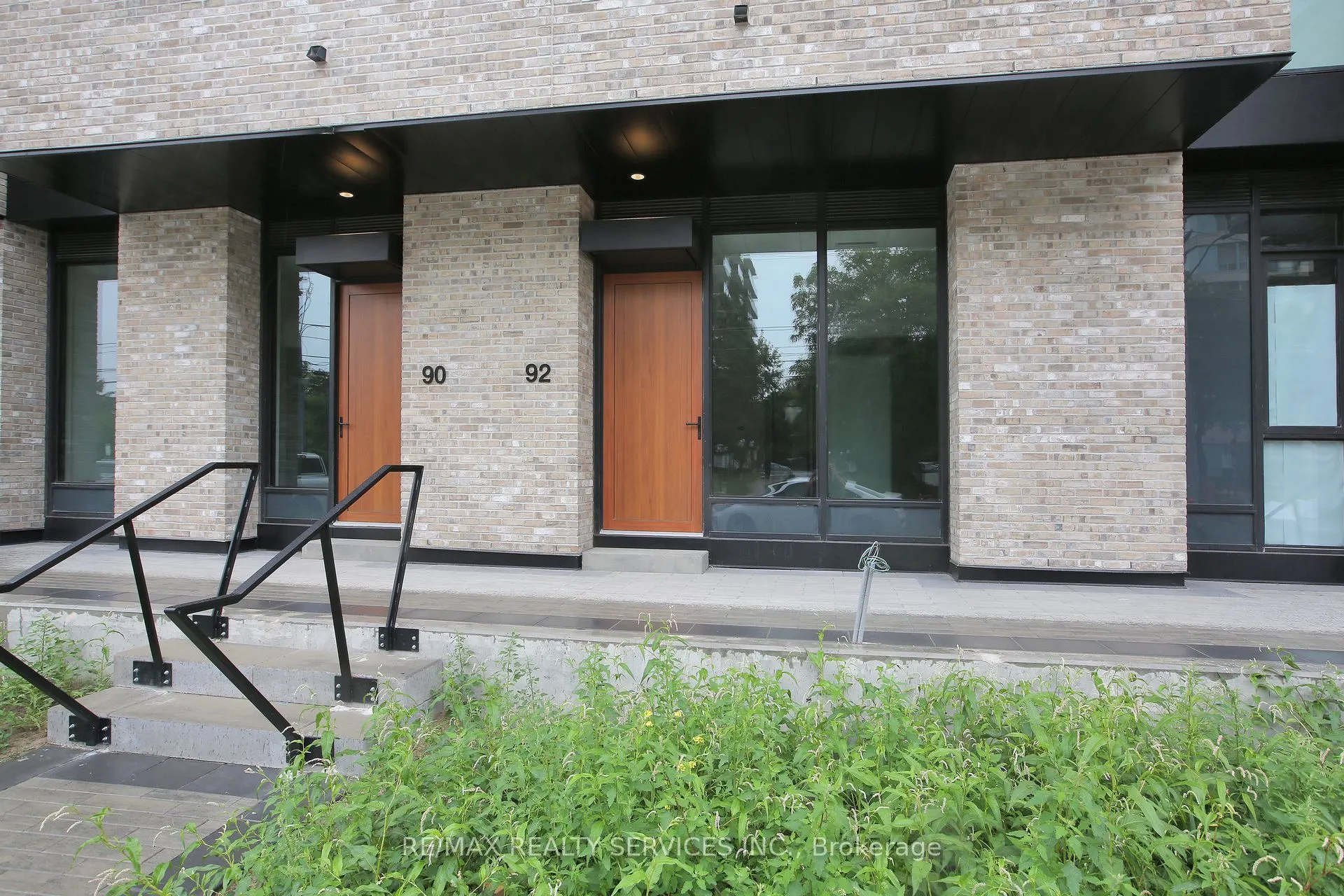 92 Agnes Street, #4