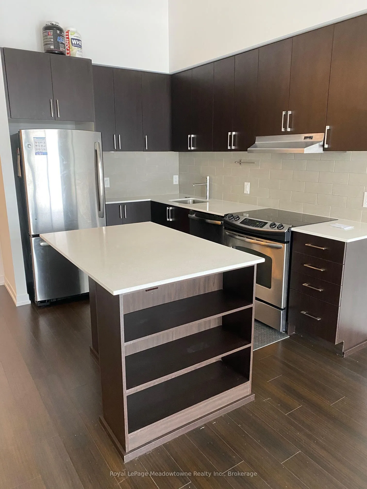 2560 Eglinton Avenue W, #505