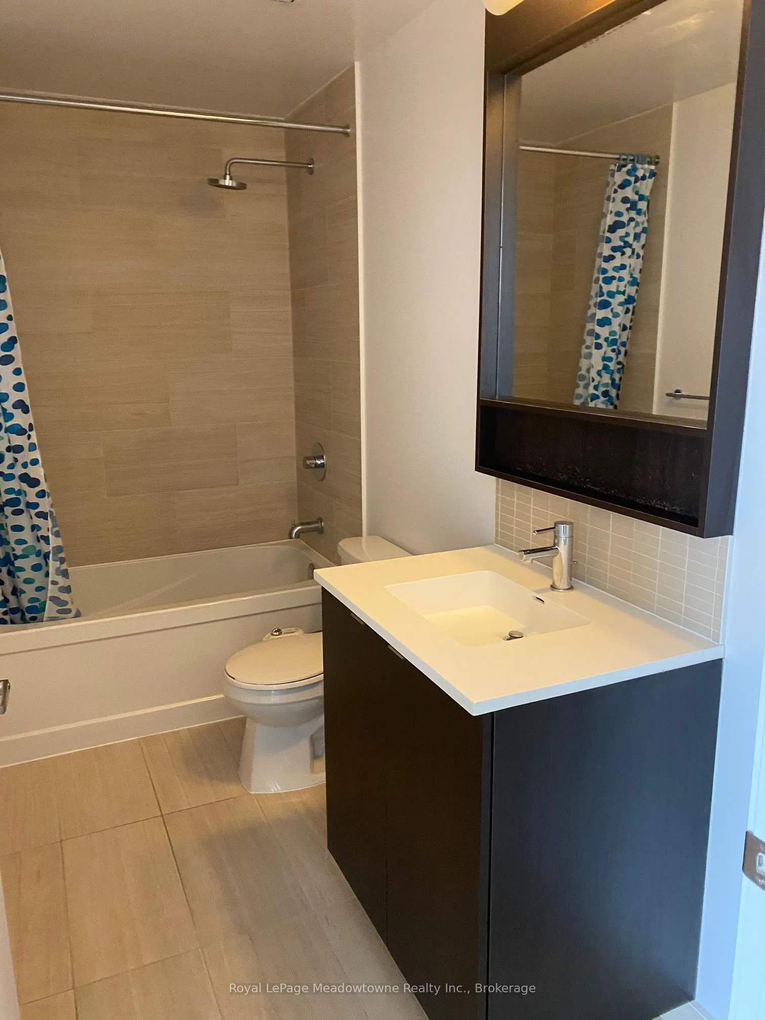 2560 Eglinton Avenue W, #505