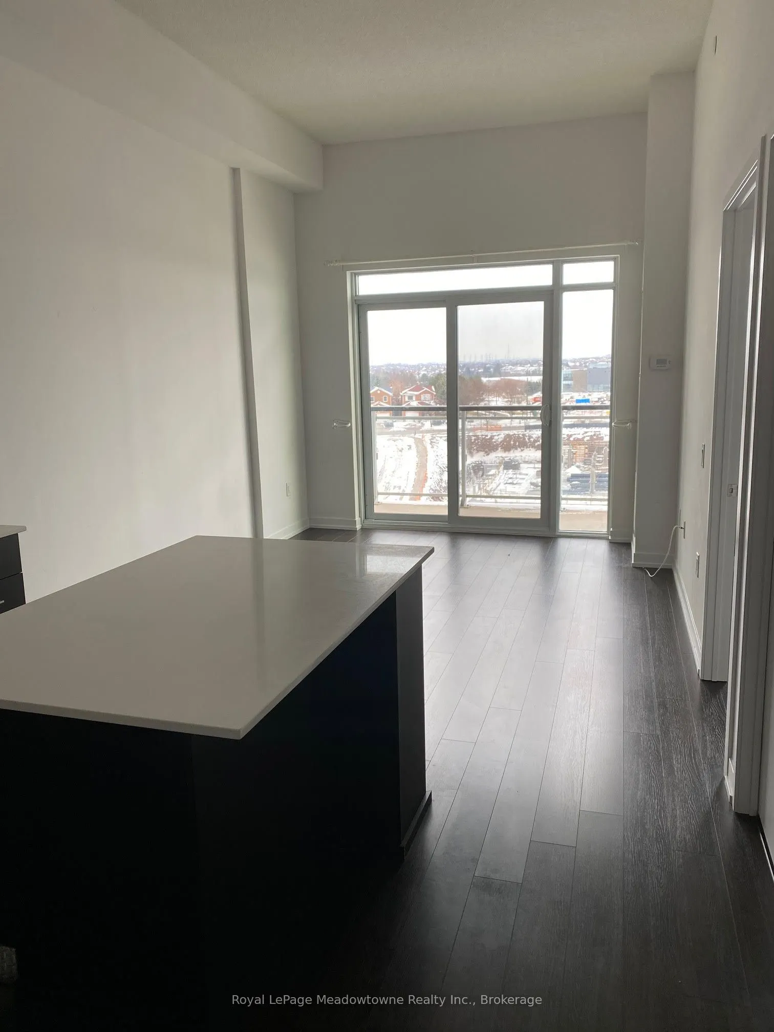 2560 Eglinton Avenue W, #505