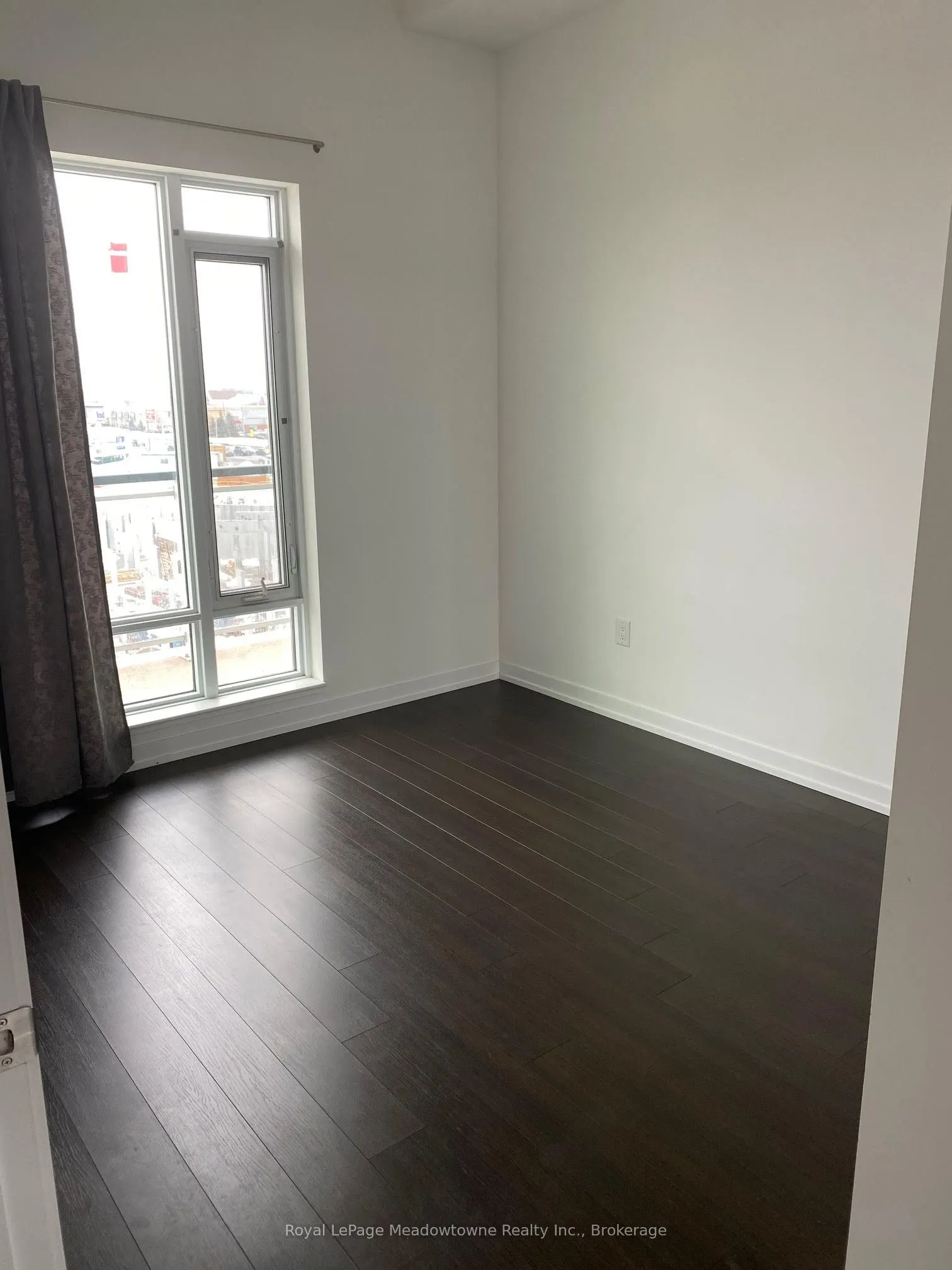 2560 Eglinton Avenue W, #505
