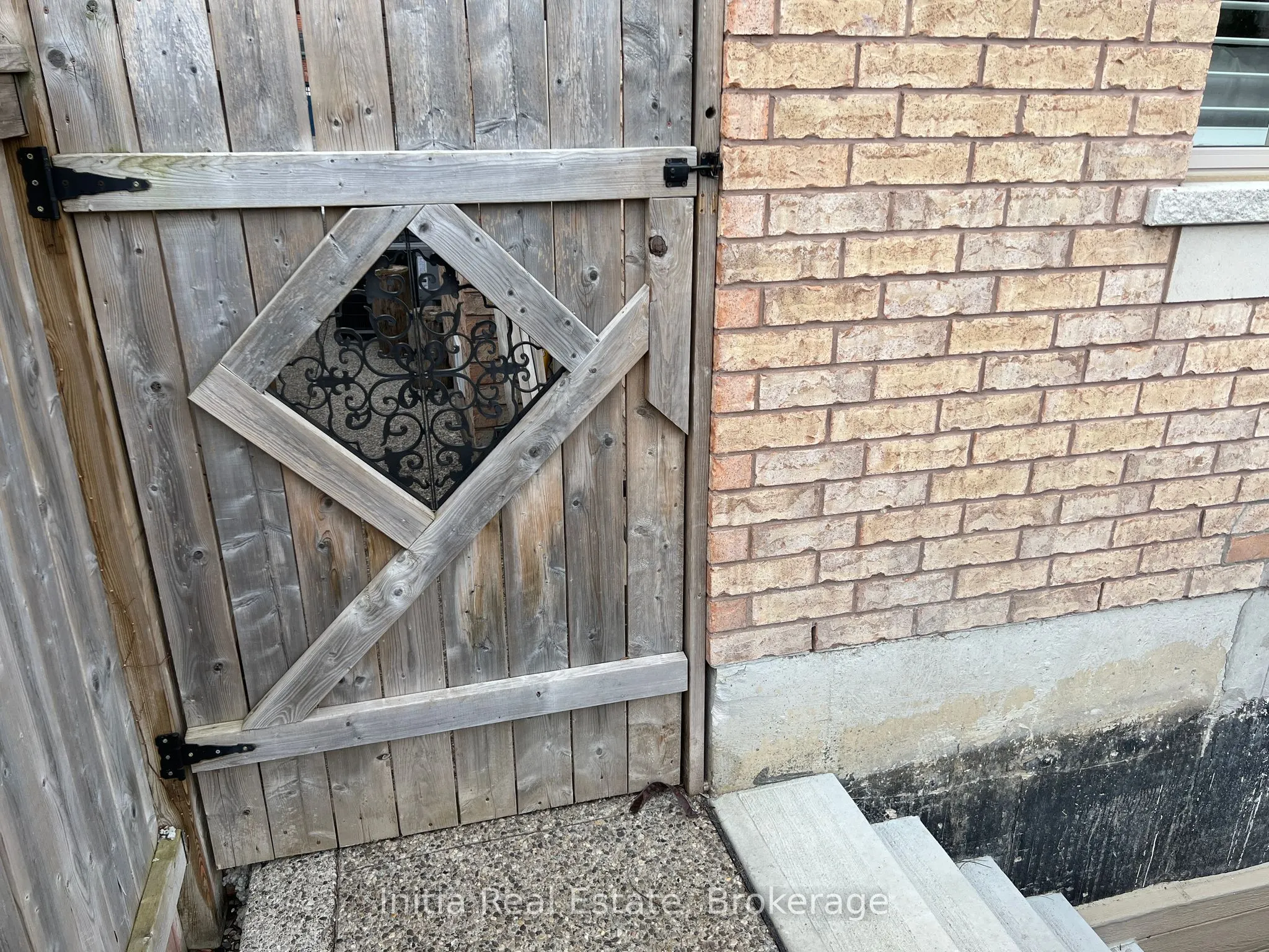 23 Fieldstone Lane Avenue