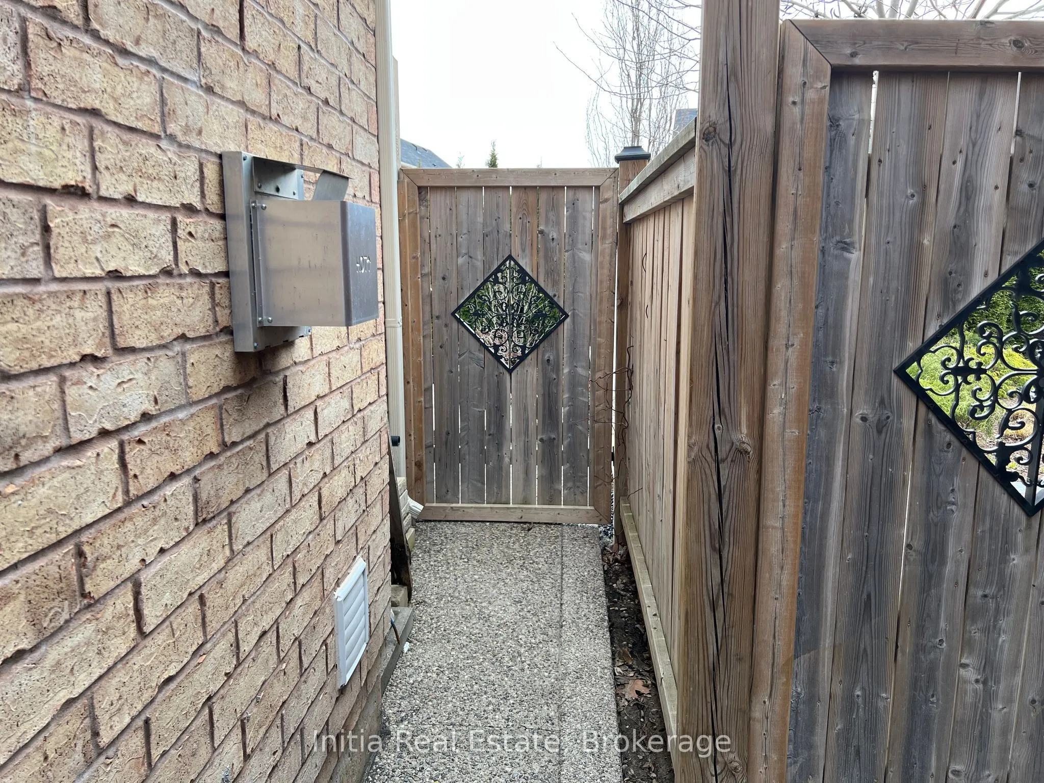 23 Fieldstone Lane Avenue