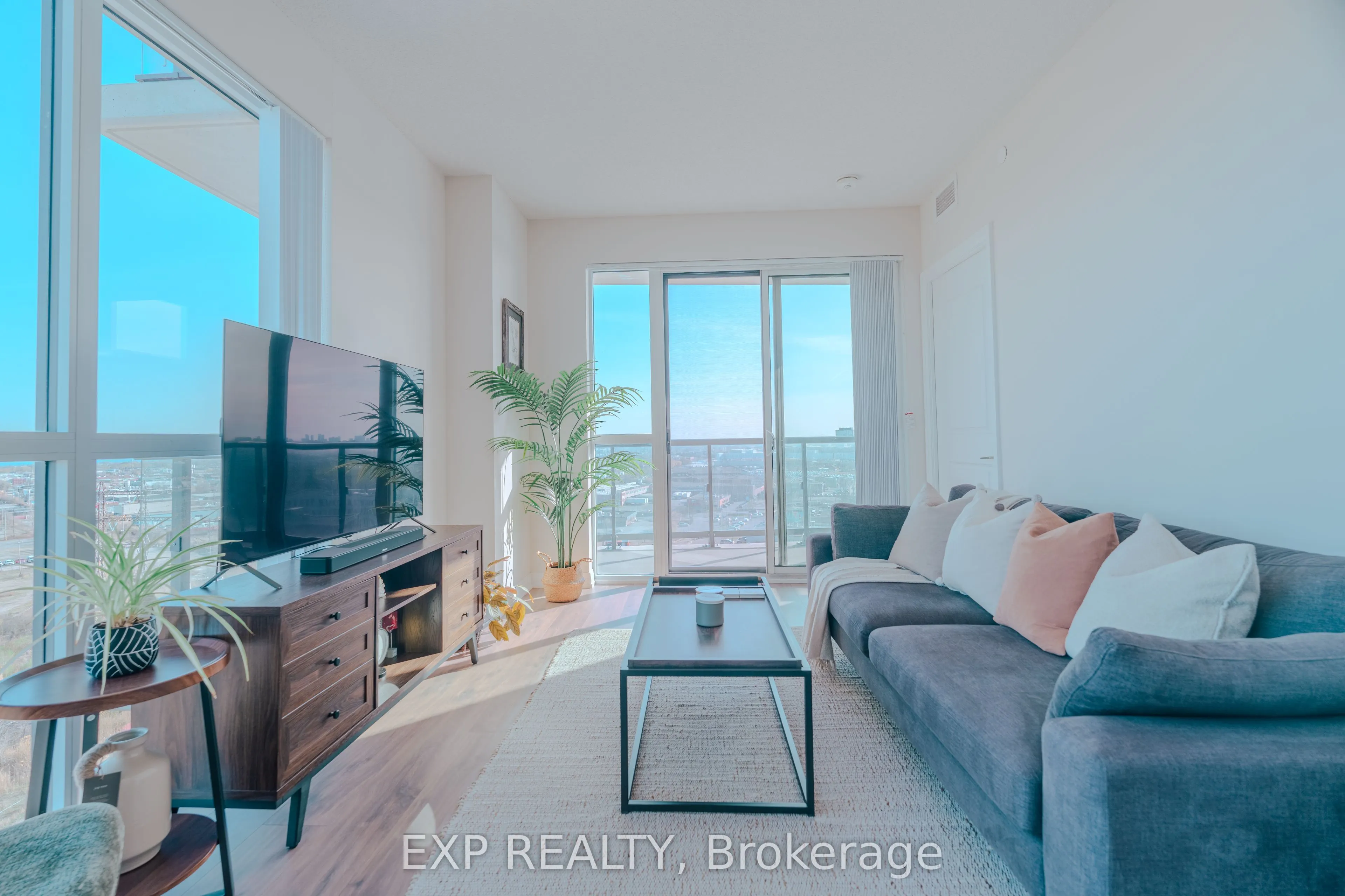50 Thomas Riley Road, #1104