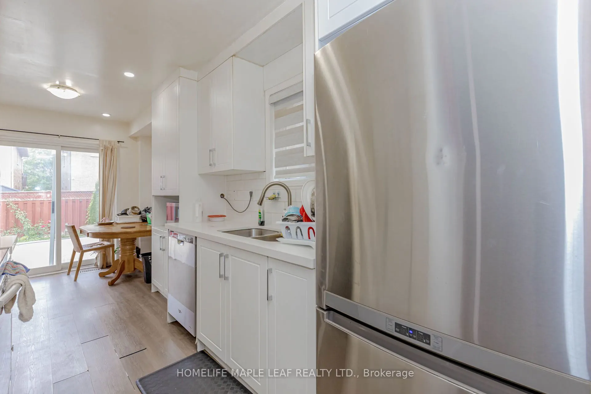 35 Ridgefield Court