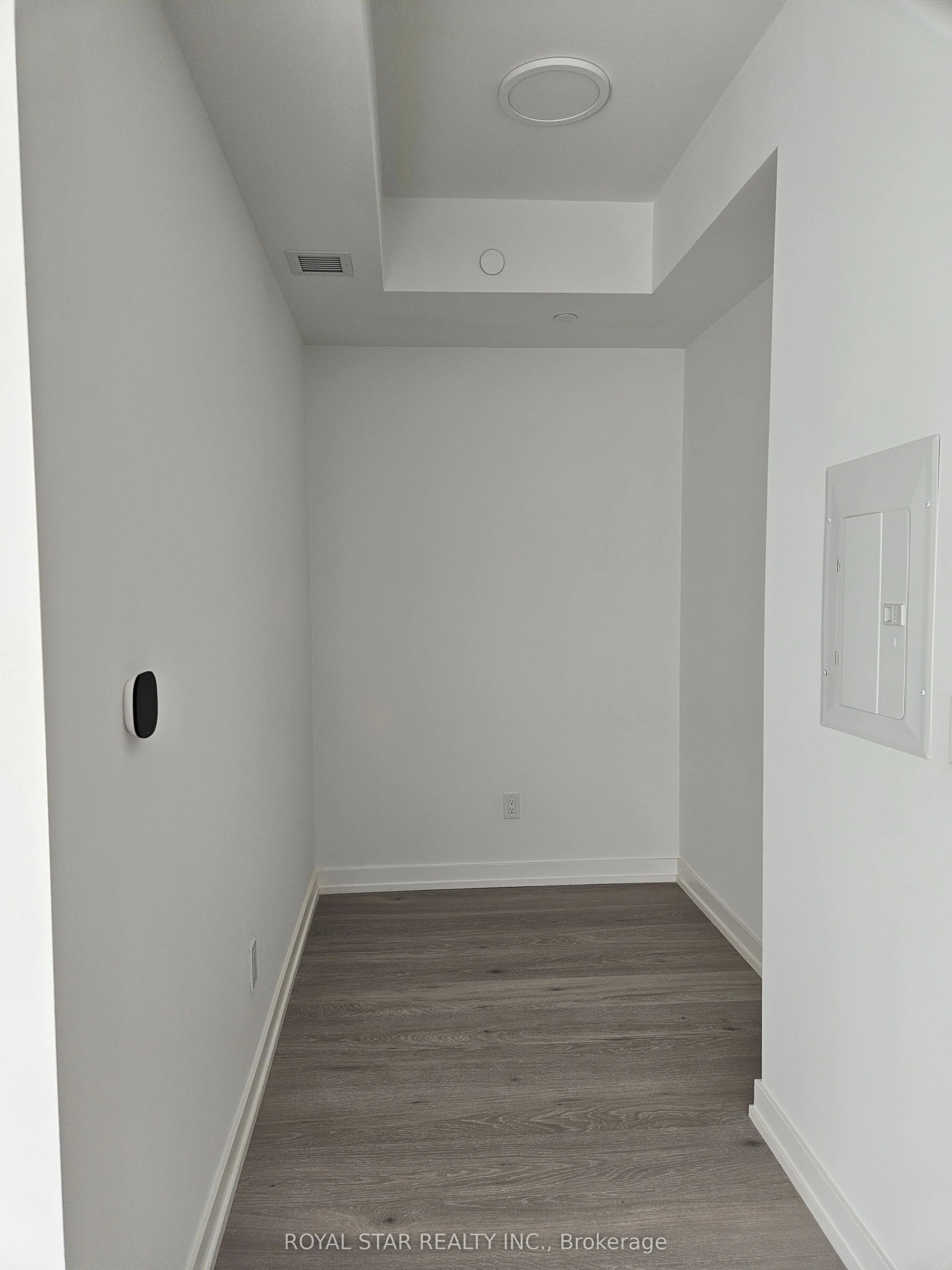 2501 Saw Whet Boulevard N, #502
