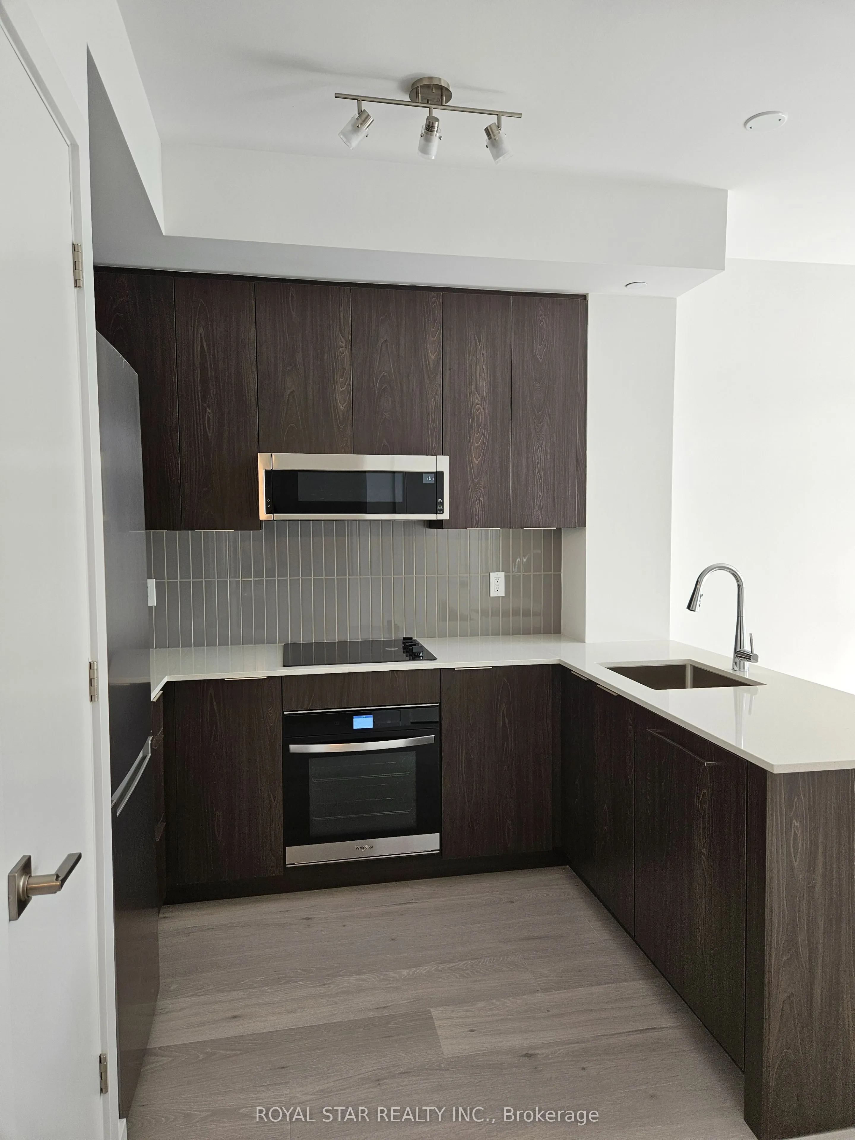 2501 Saw Whet Boulevard N, #502