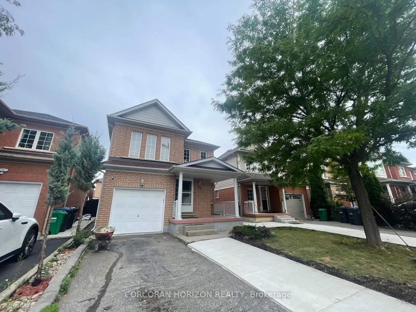 63 Heartleaf Crescent