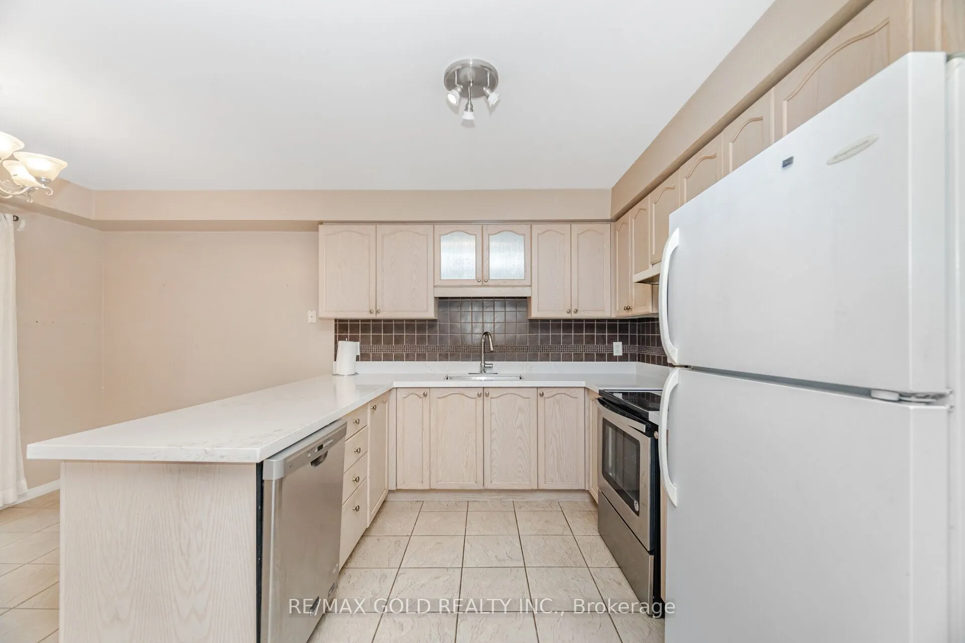 1395 Tobyn Drive