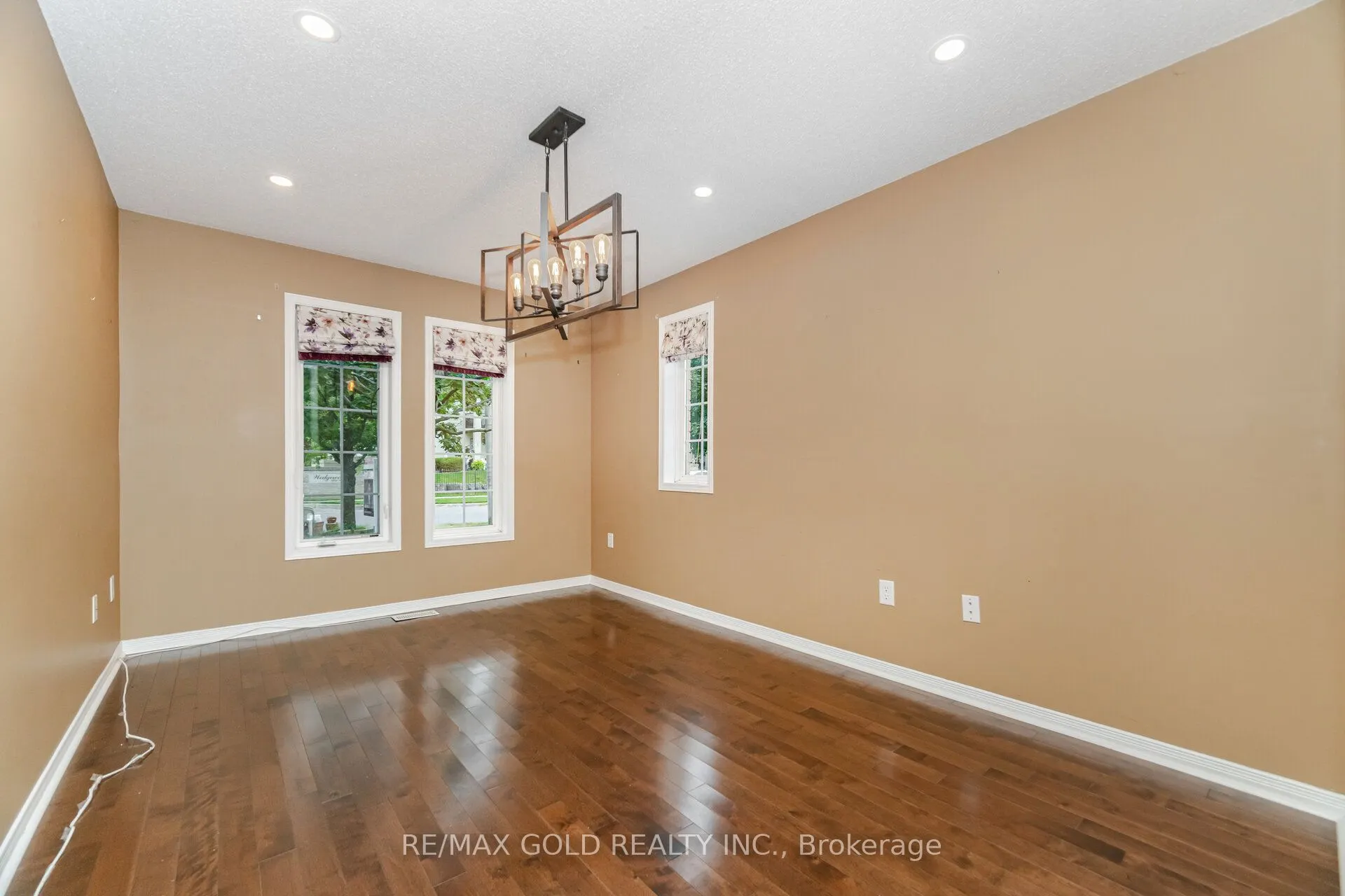1395 Tobyn Drive