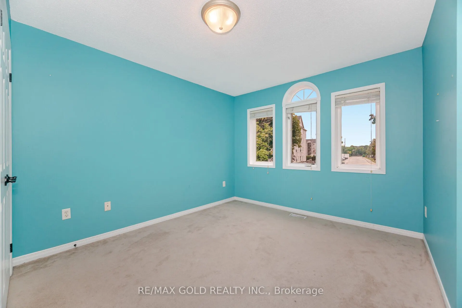 1395 Tobyn Drive