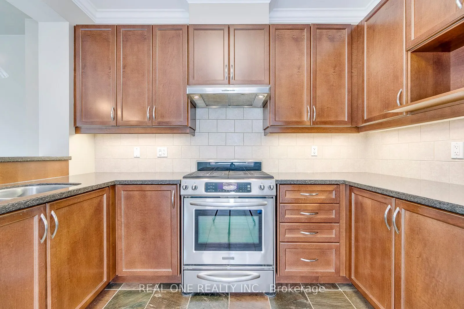 4162 Judson Common