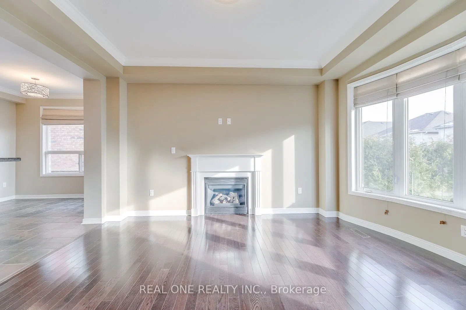 4162 Judson Common