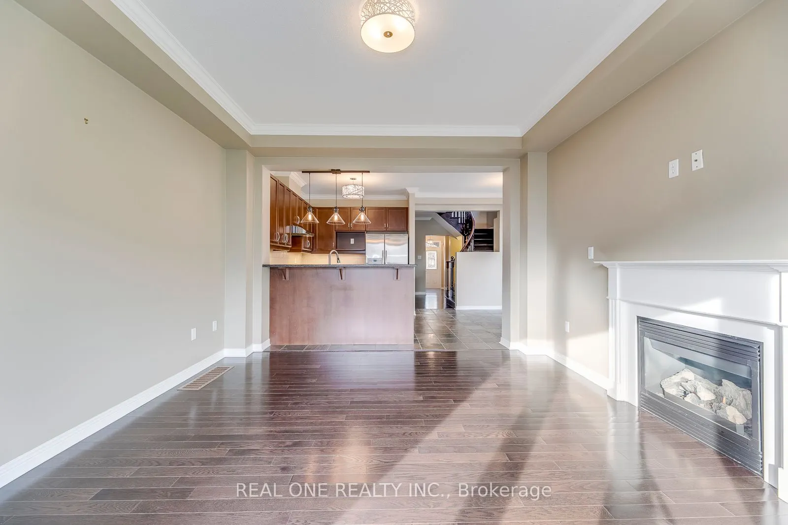 4162 Judson Common
