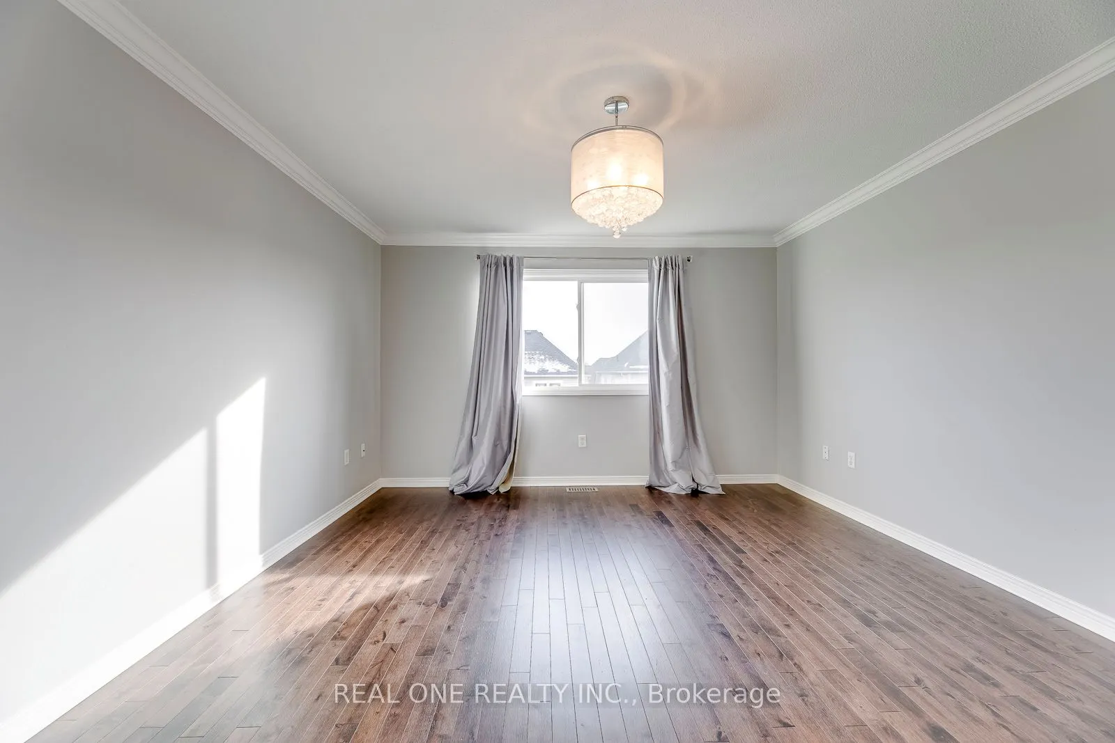 4162 Judson Common