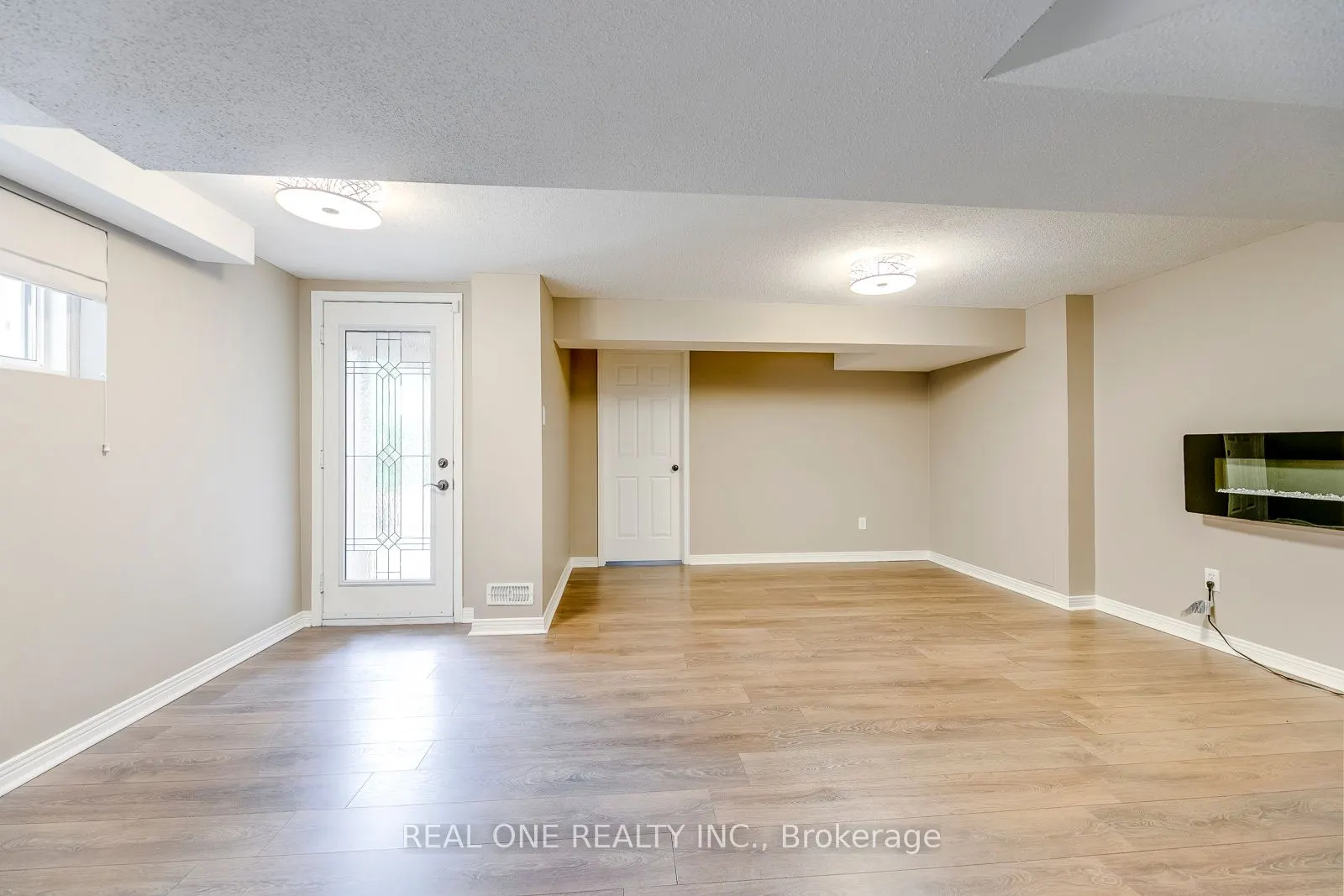 4162 Judson Common