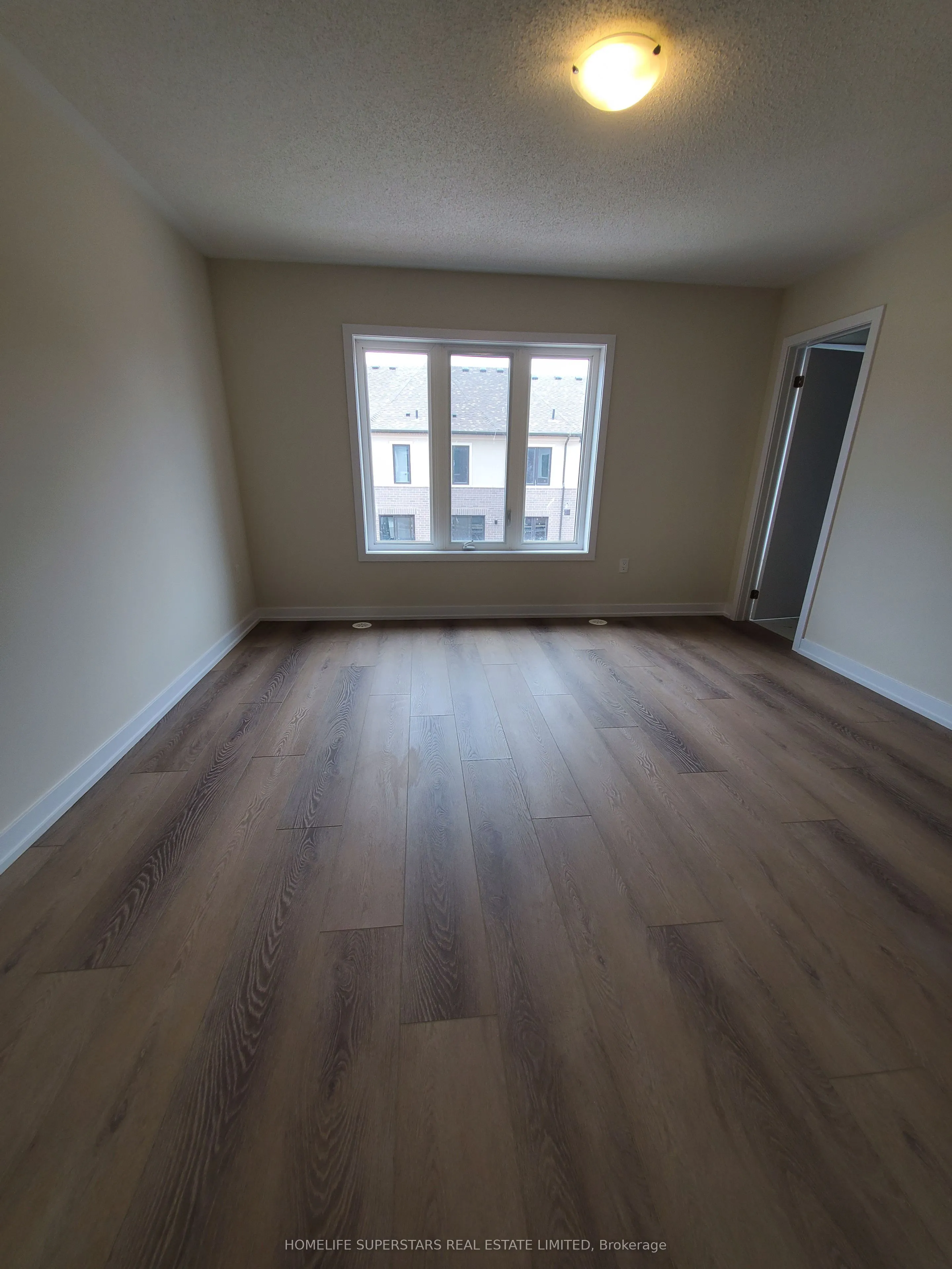 1337 Kobzar Drive
