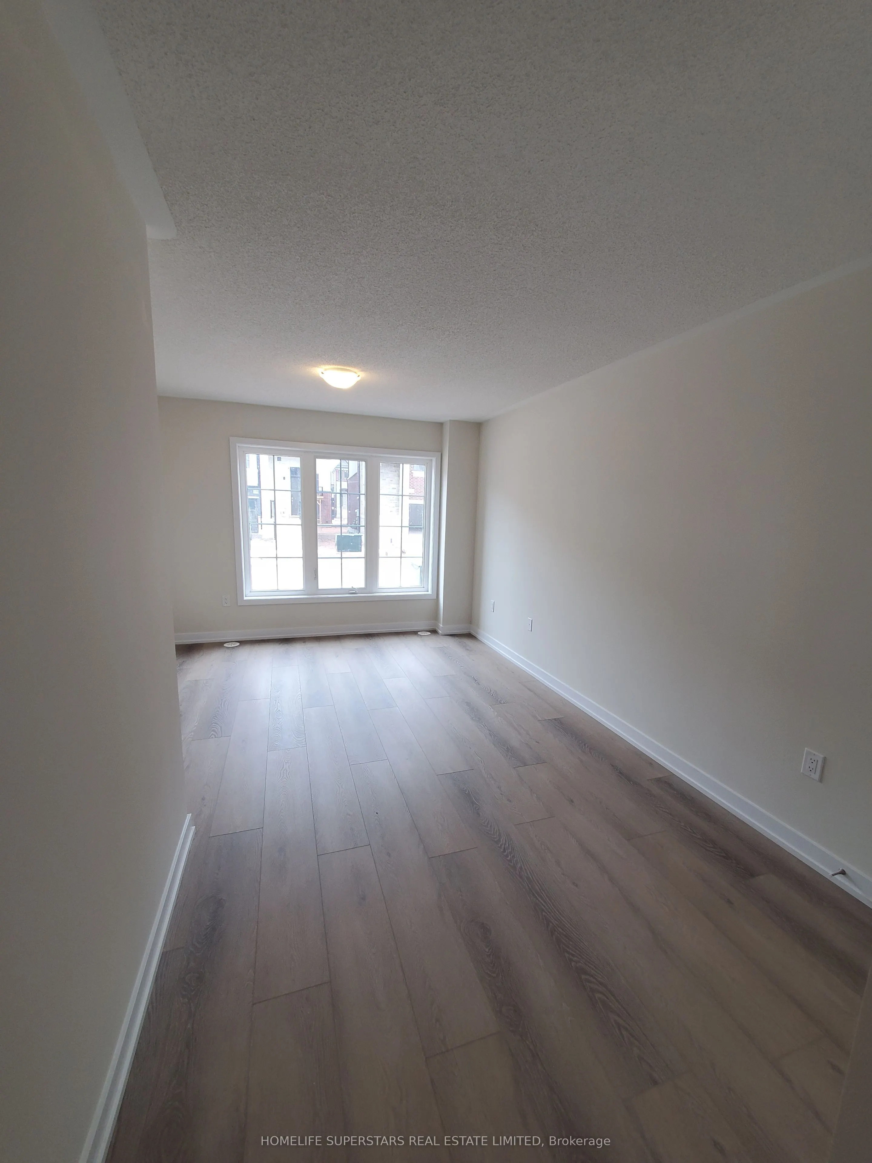 1337 Kobzar Drive