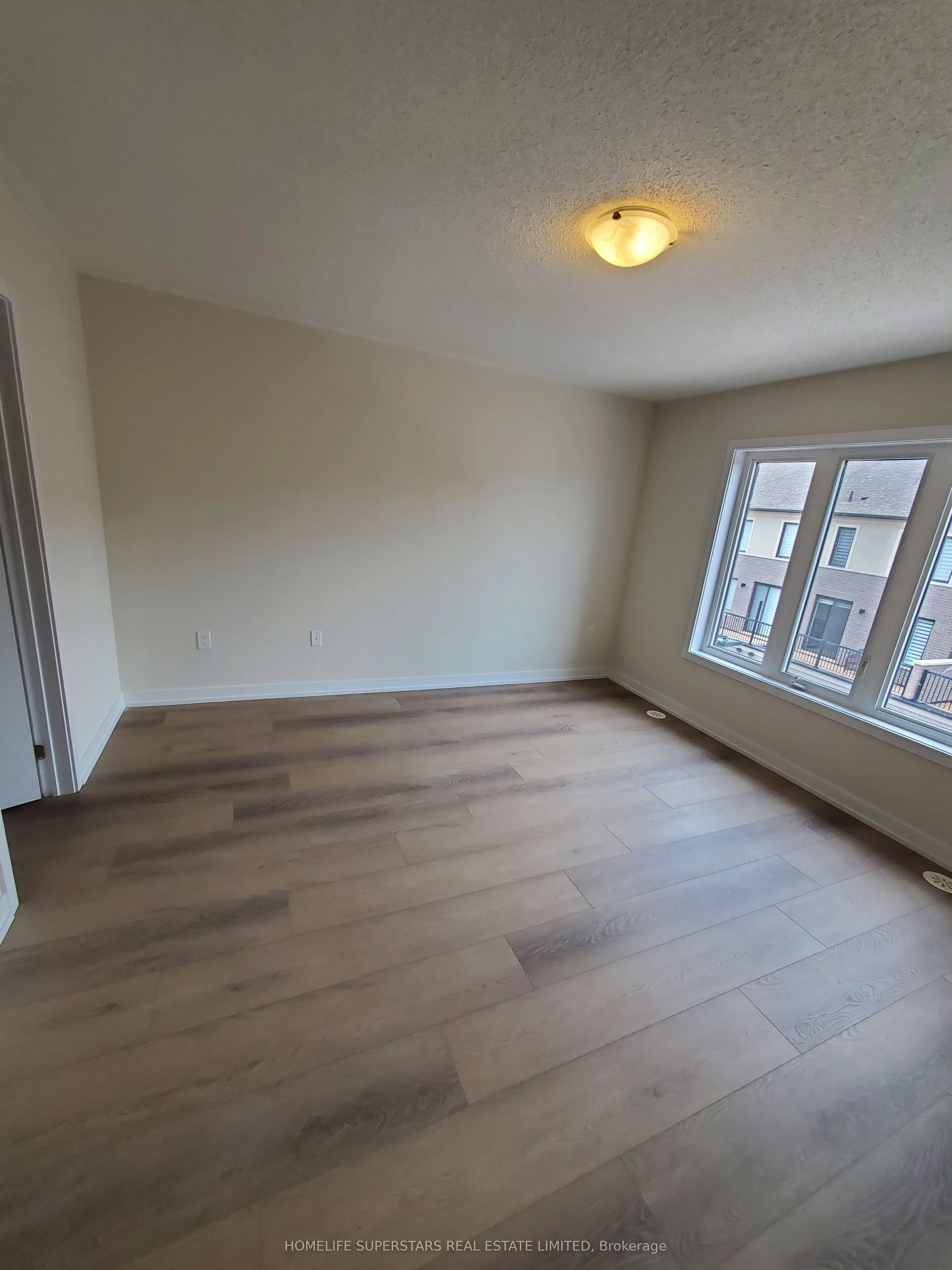 1337 Kobzar Drive