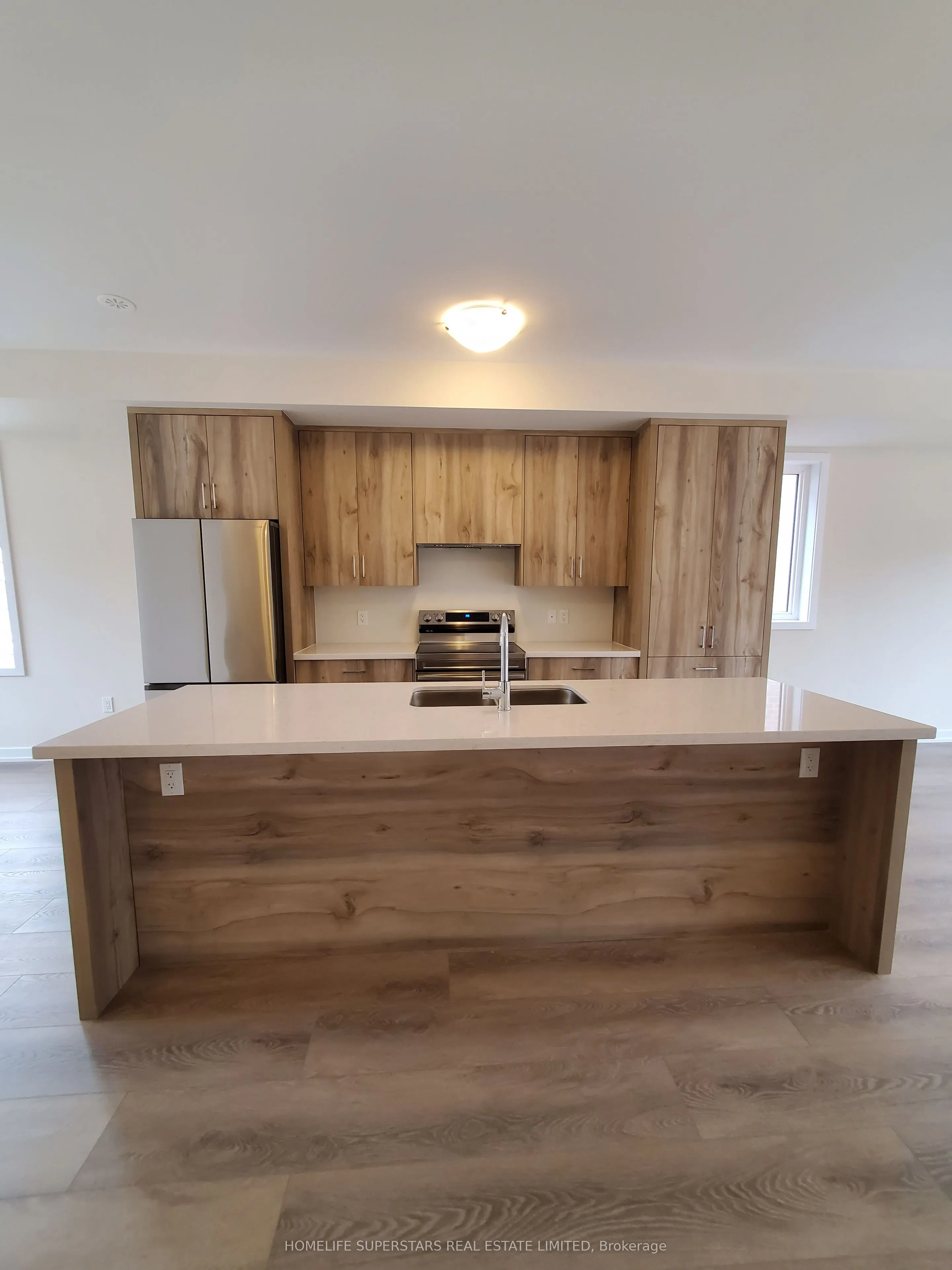 1337 Kobzar Drive