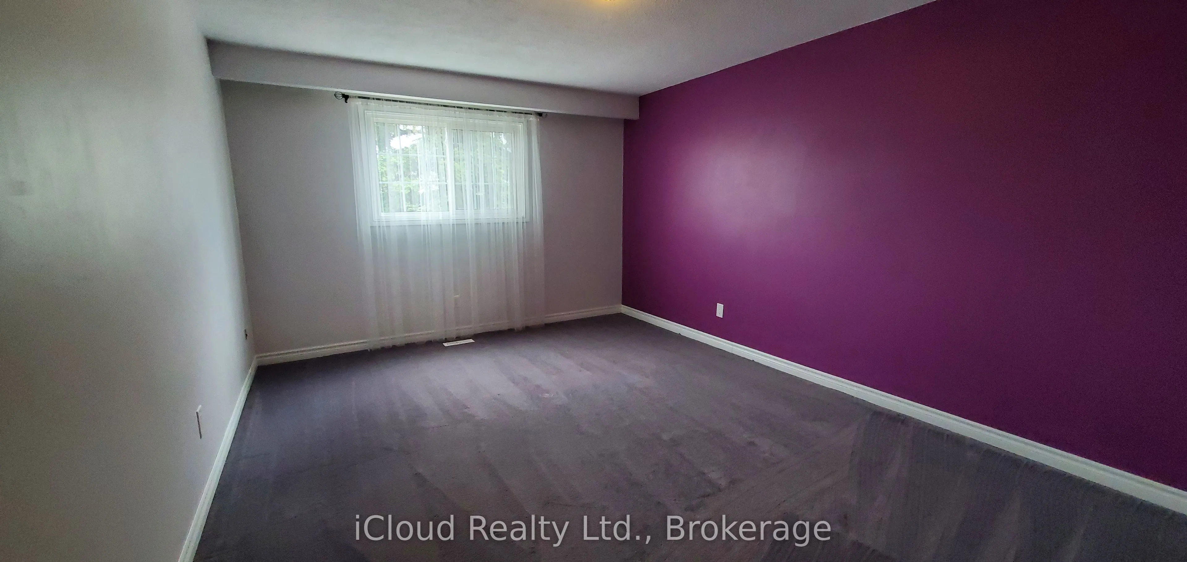 12 Simmons Boulevard