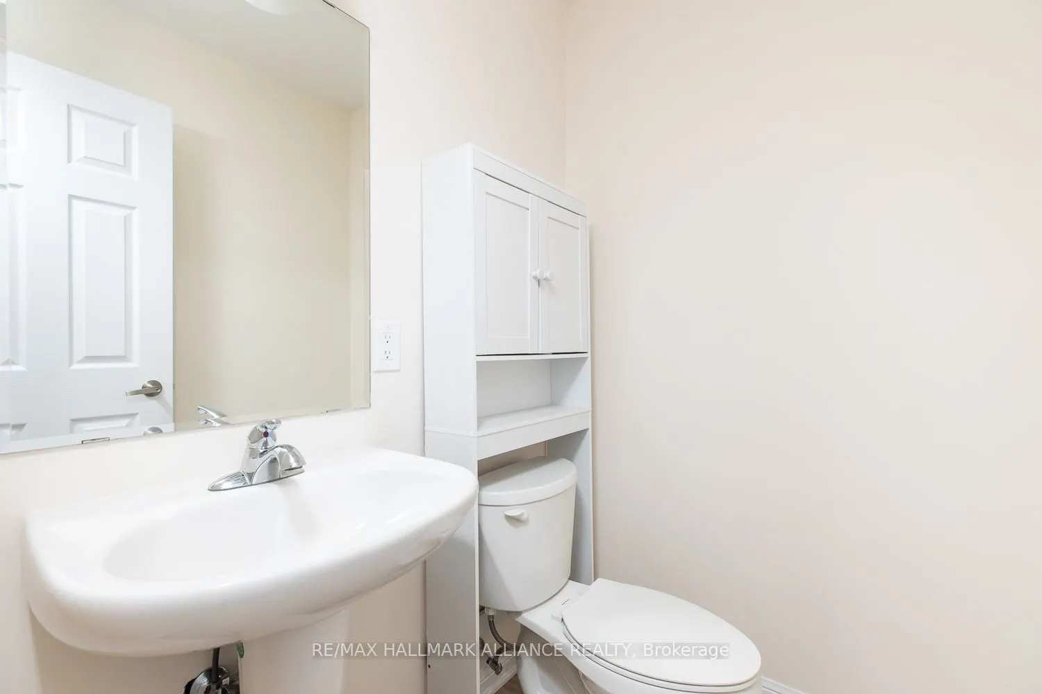 142 Baycliffe Crescent