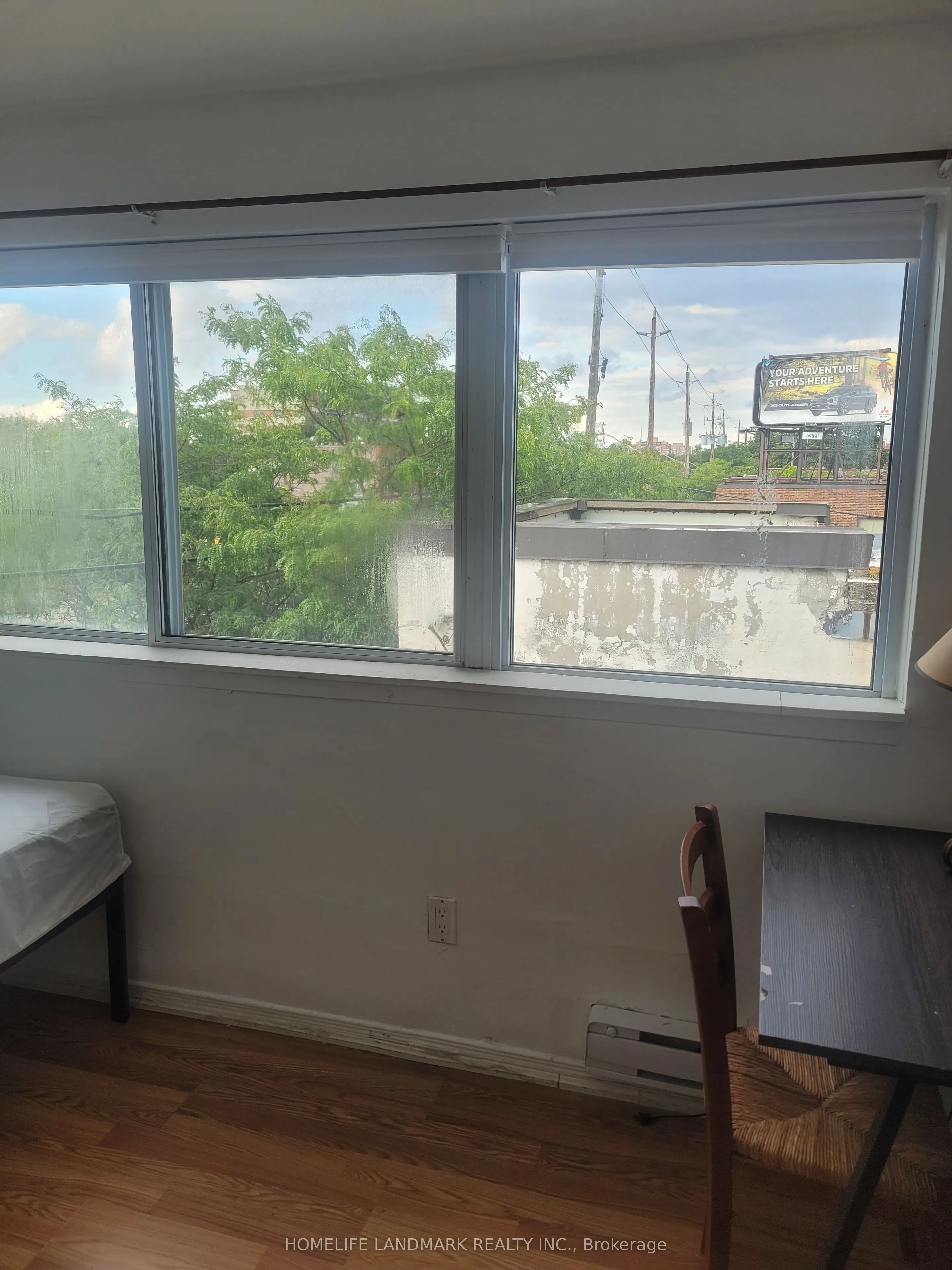3335 Lake Shore Boulevard W, ##1