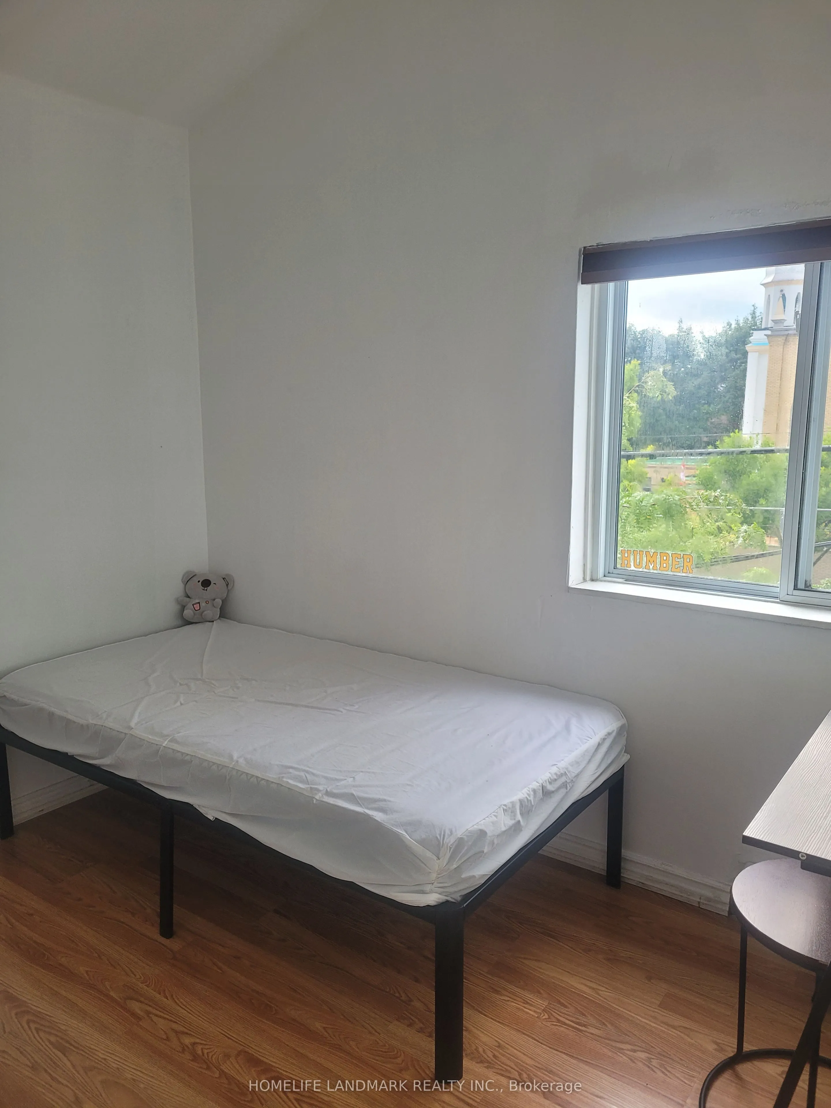 3335 Lake Shore Boulevard W, ##1
