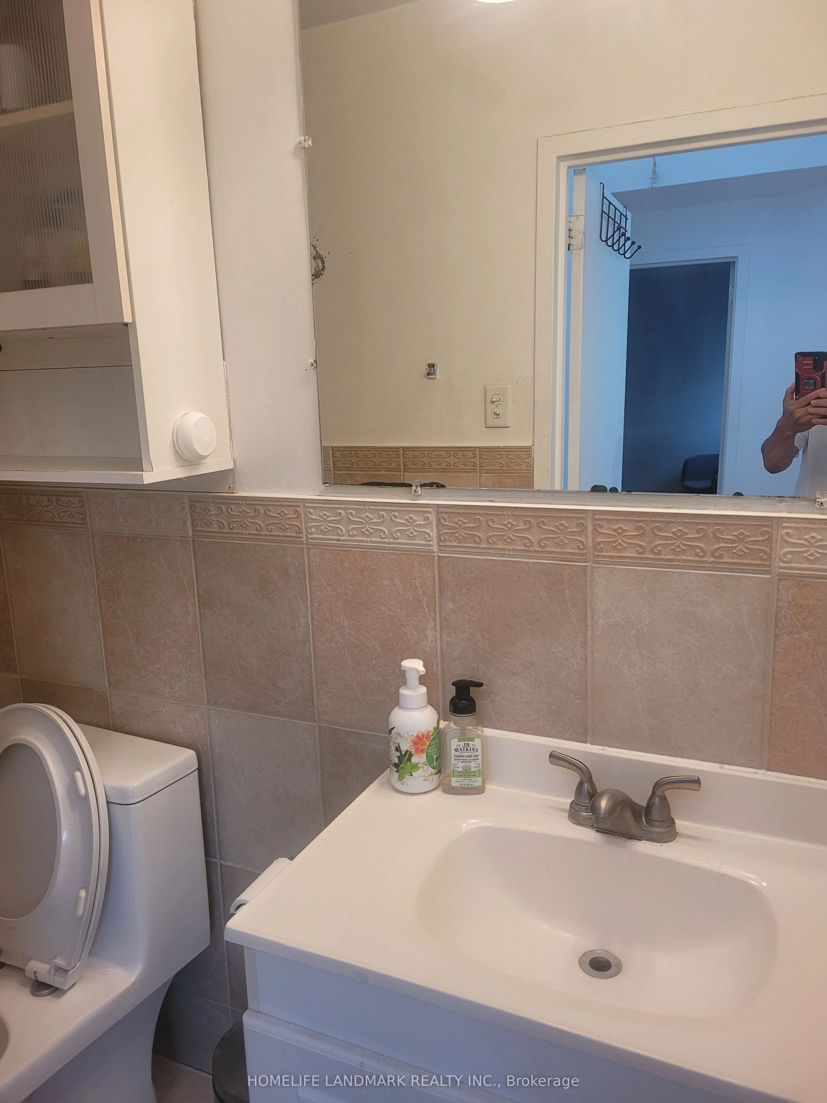 3335 Lake Shore Boulevard W, ##1