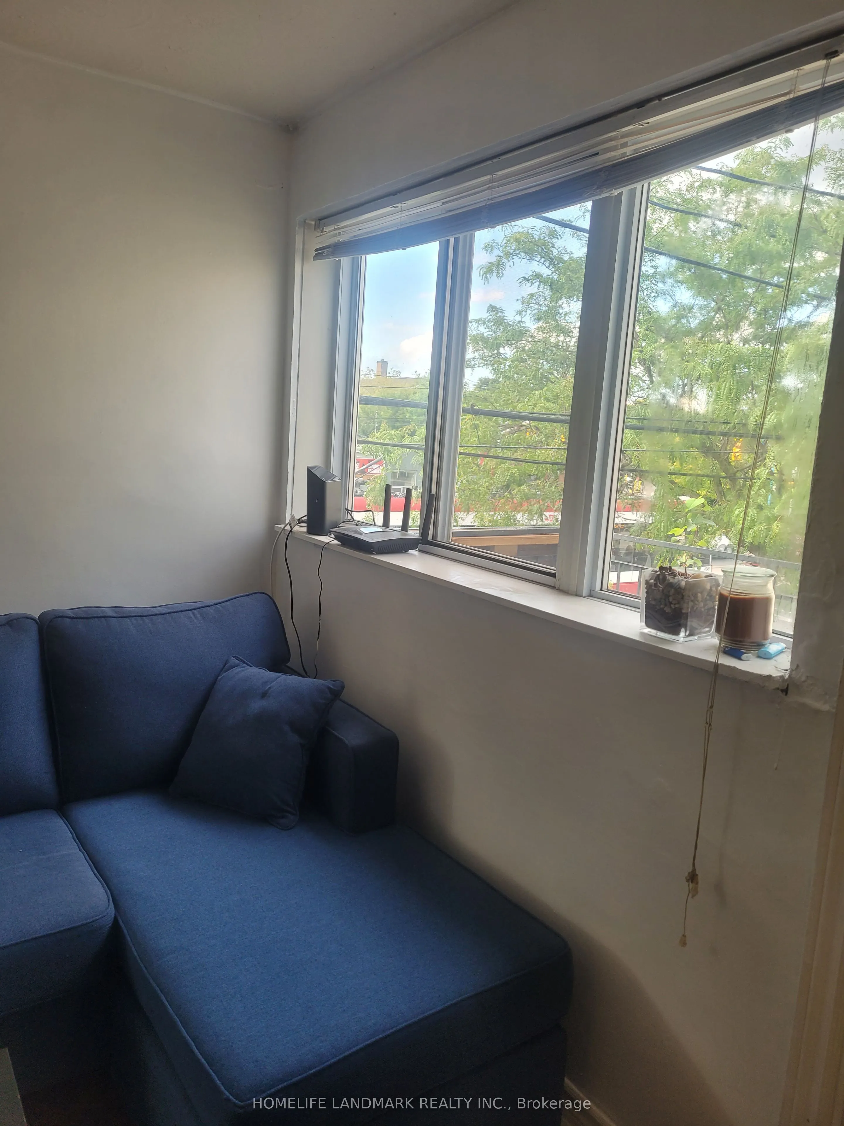 3335 Lake Shore Boulevard W, ##1