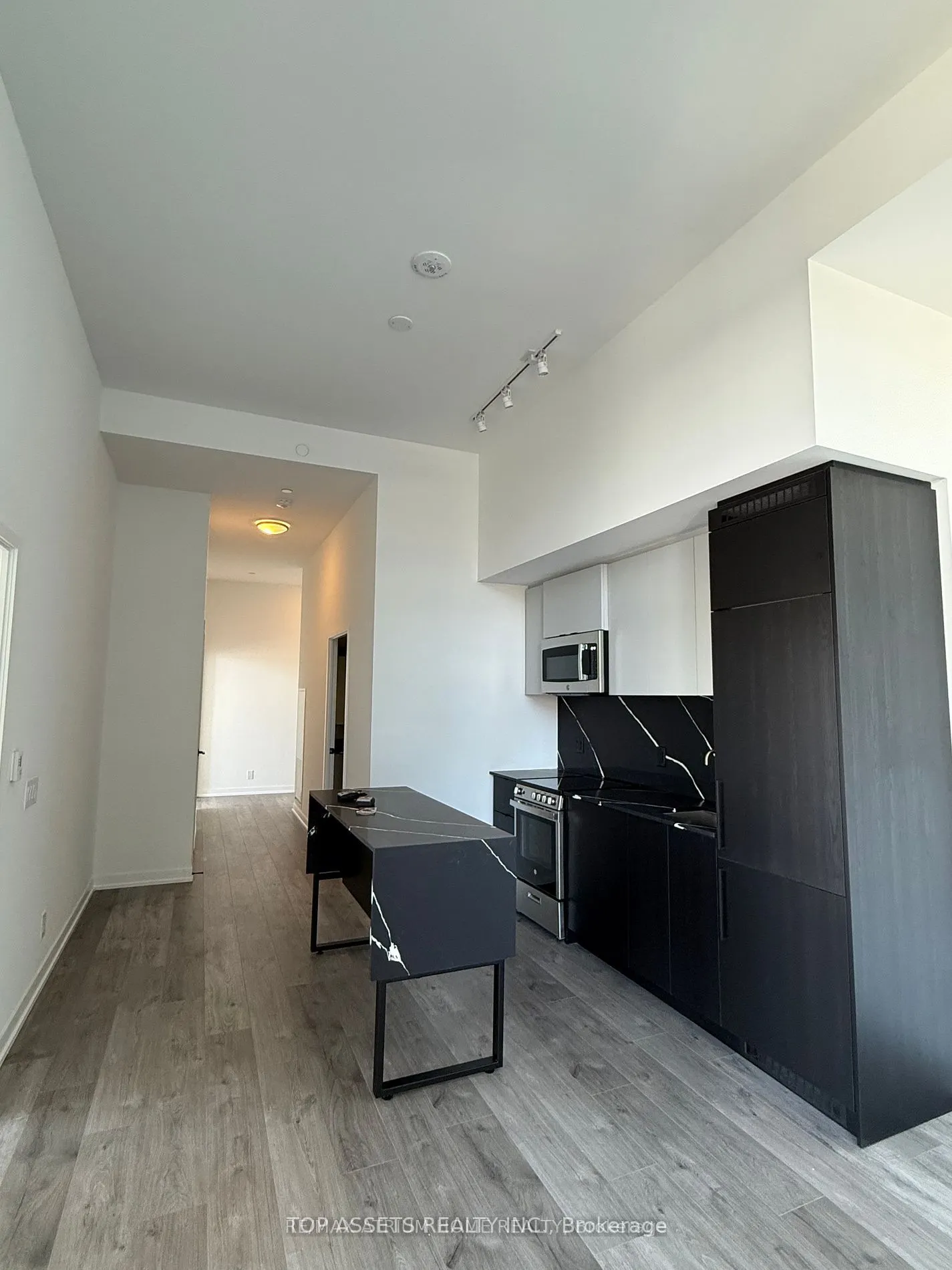 285 Dufferin Street, #1106