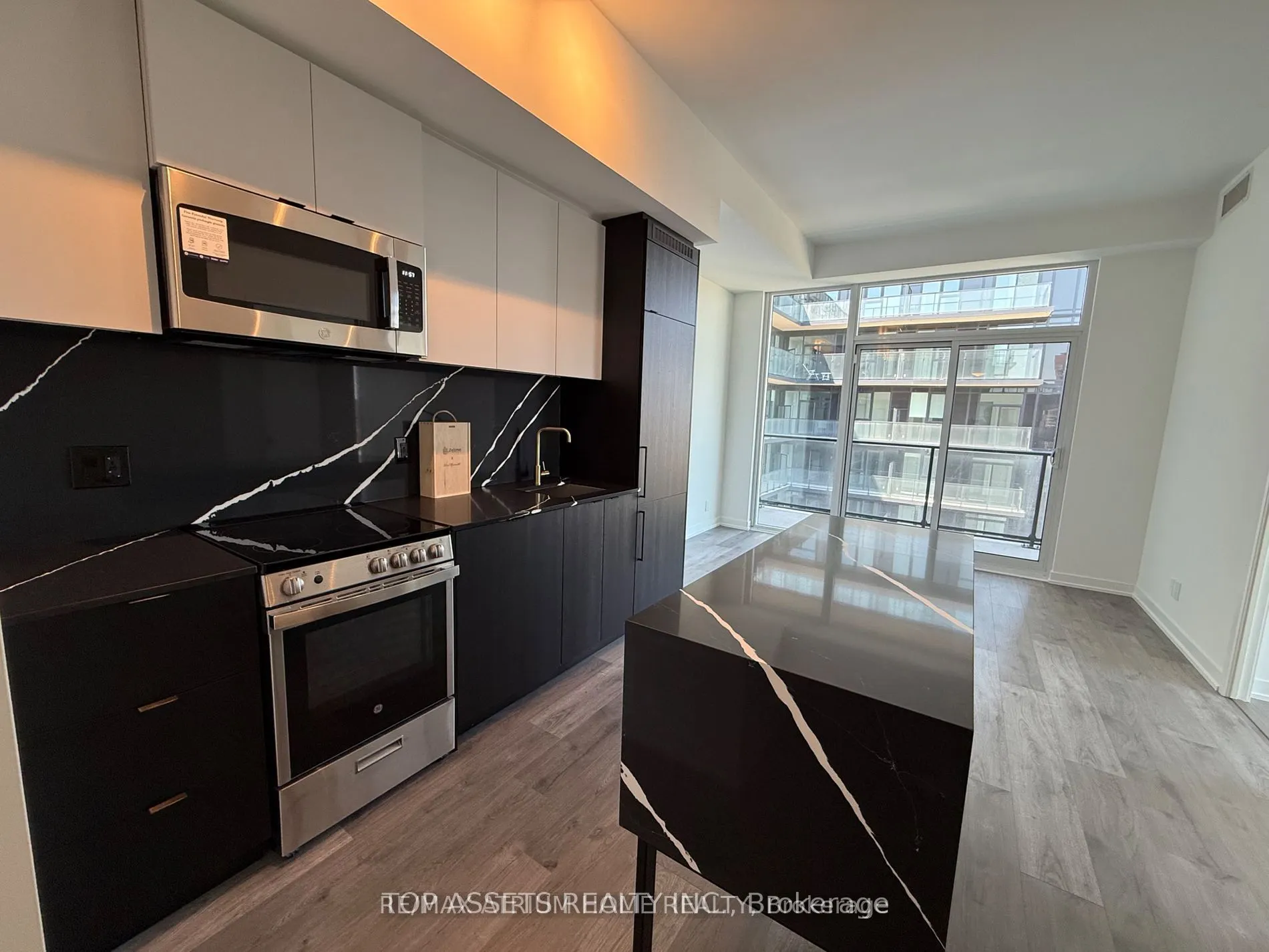 285 Dufferin Street, #1106