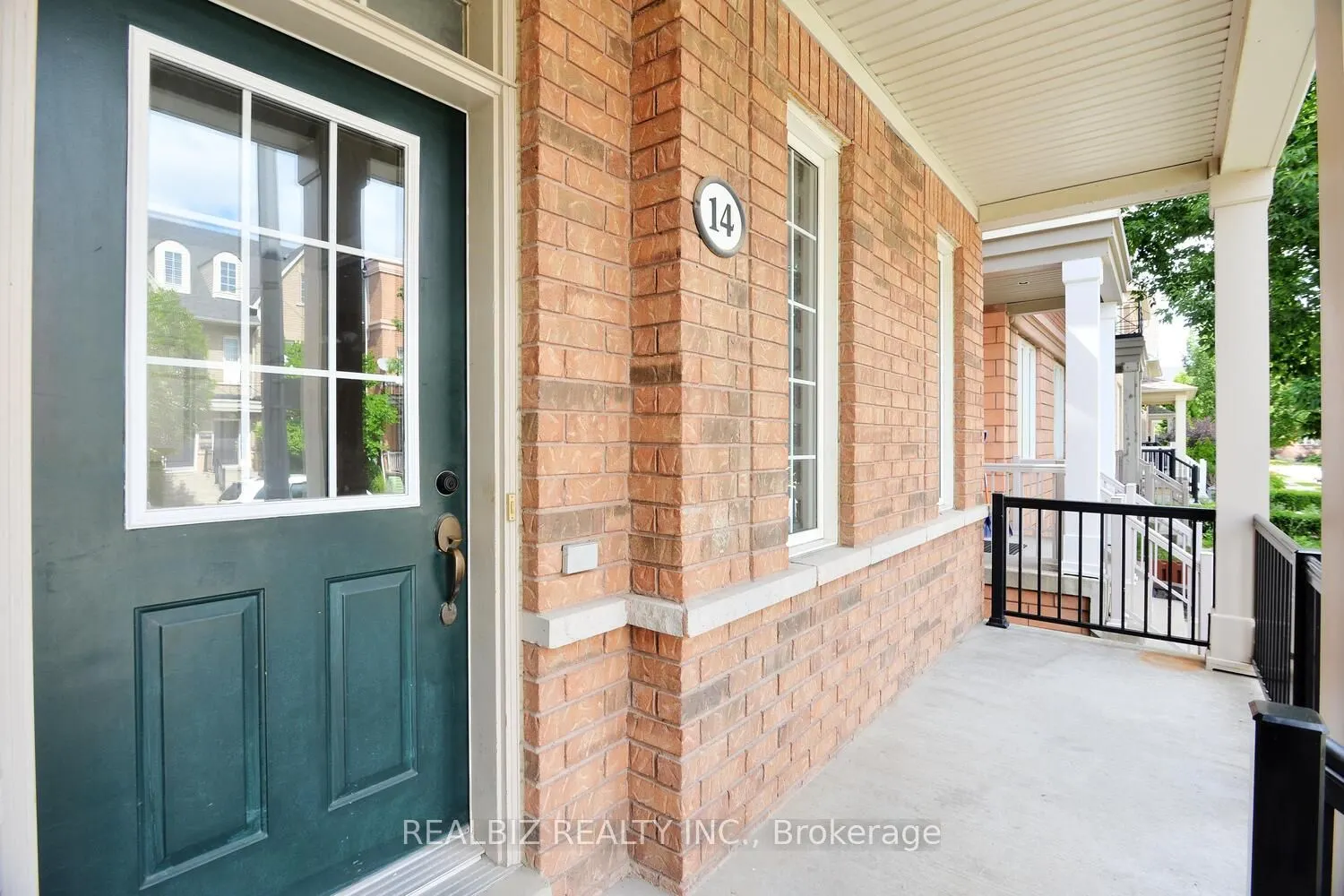14 Herzberg Gardens