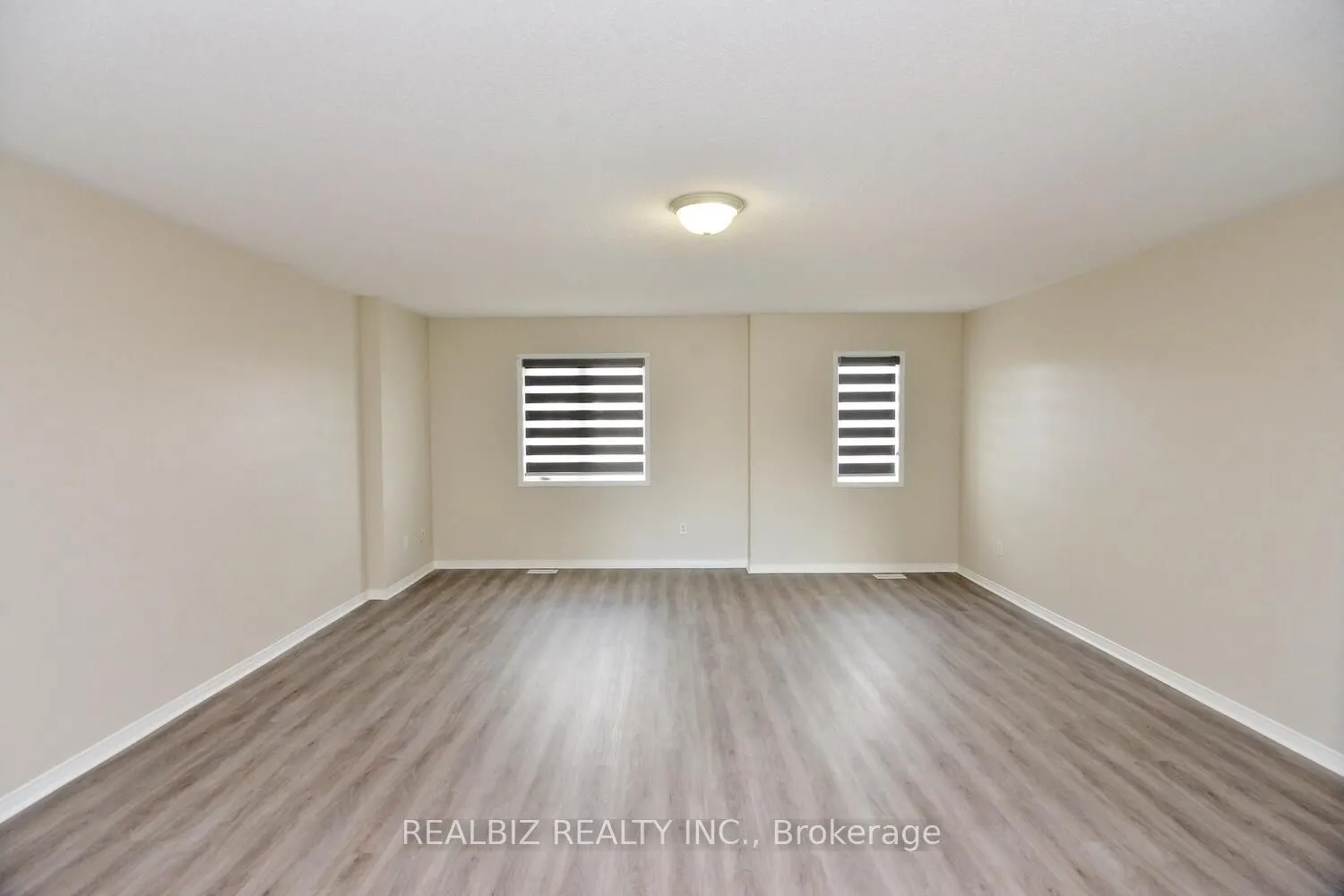 14 Herzberg Gardens