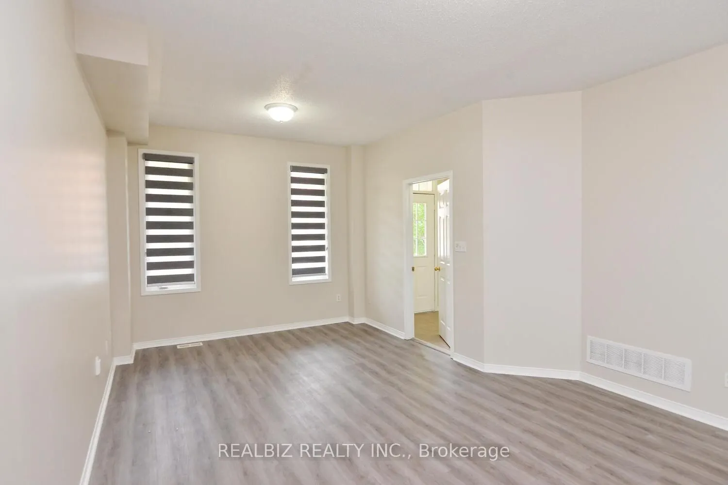 14 Herzberg Gardens