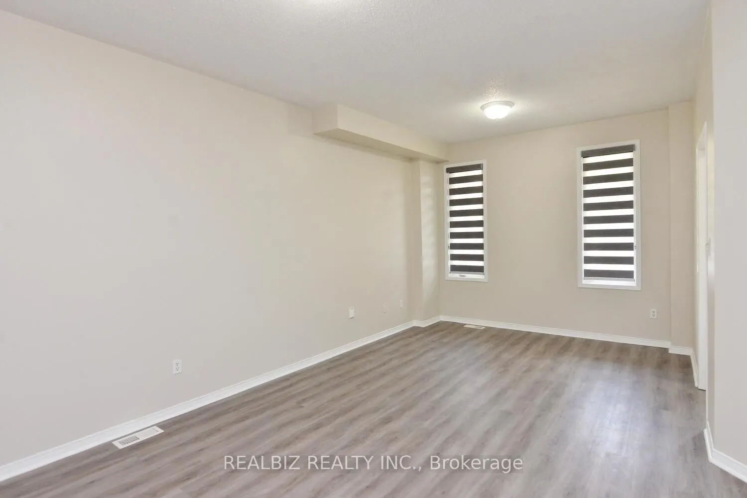 14 Herzberg Gardens