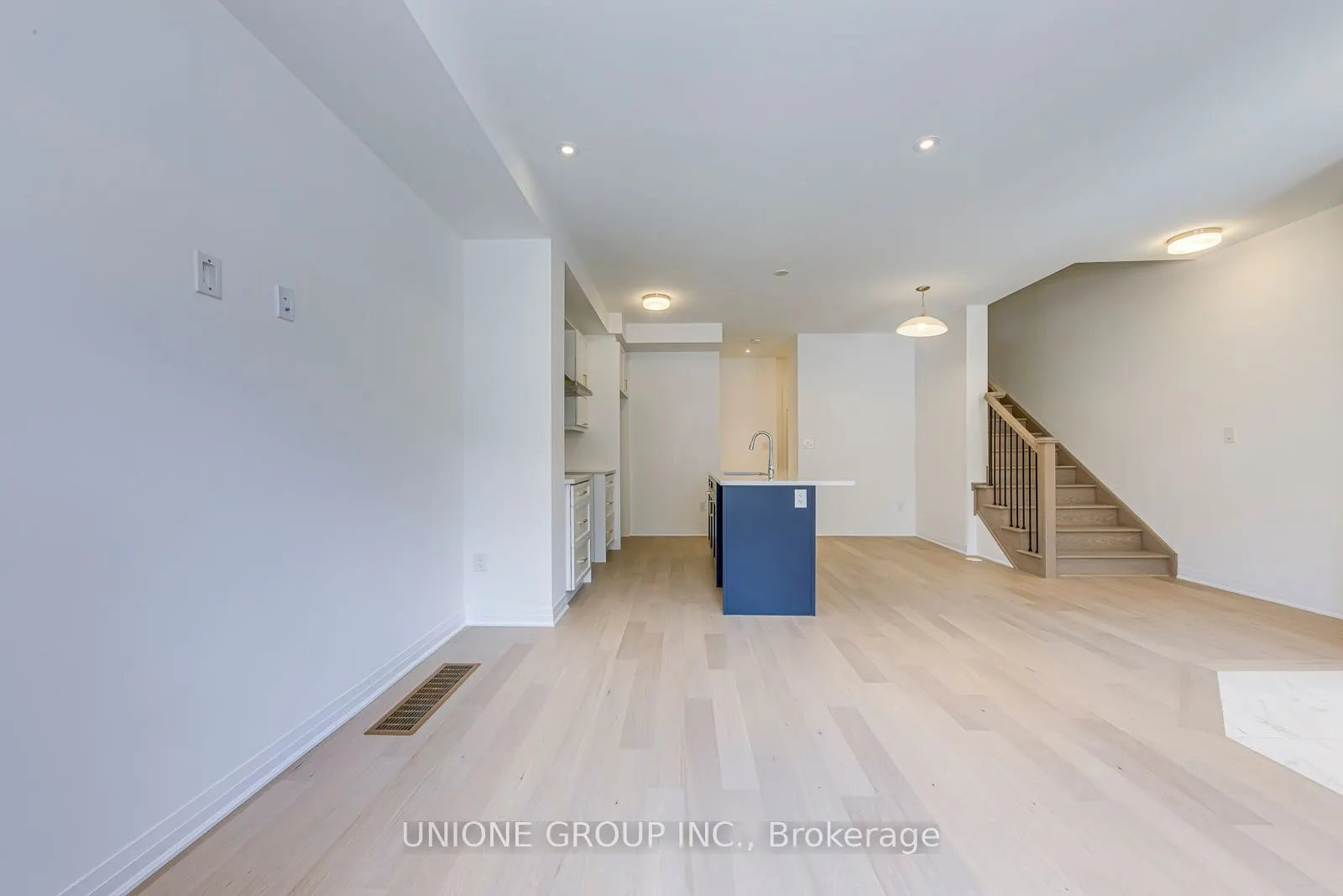 3257 Crystal Drive