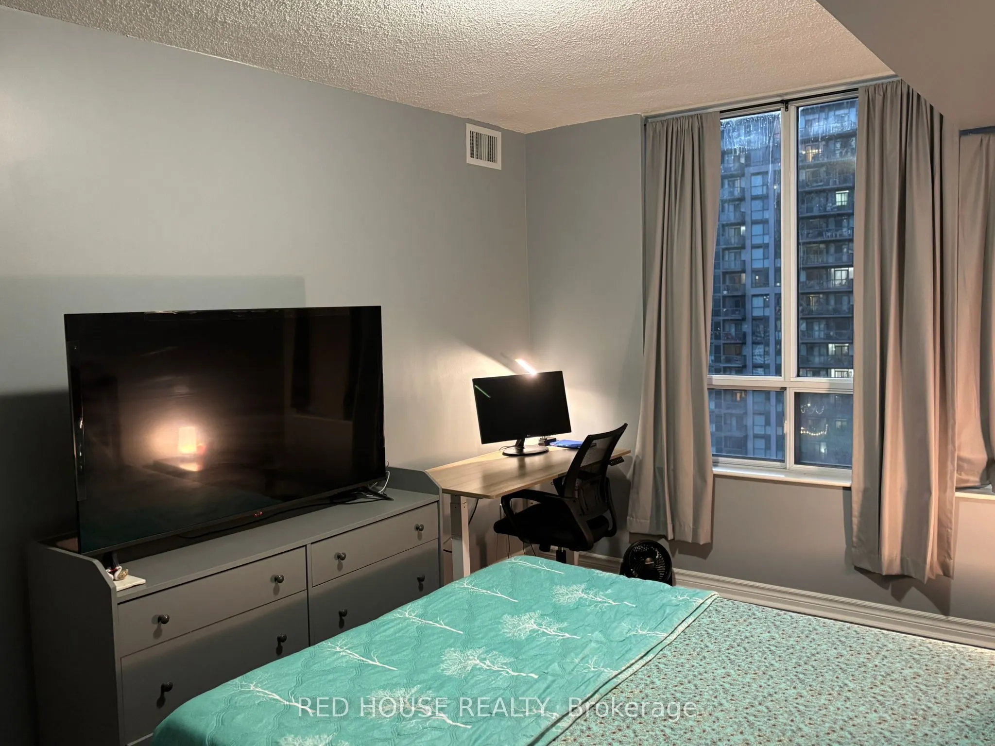 335 Rathburn Road W, #2003