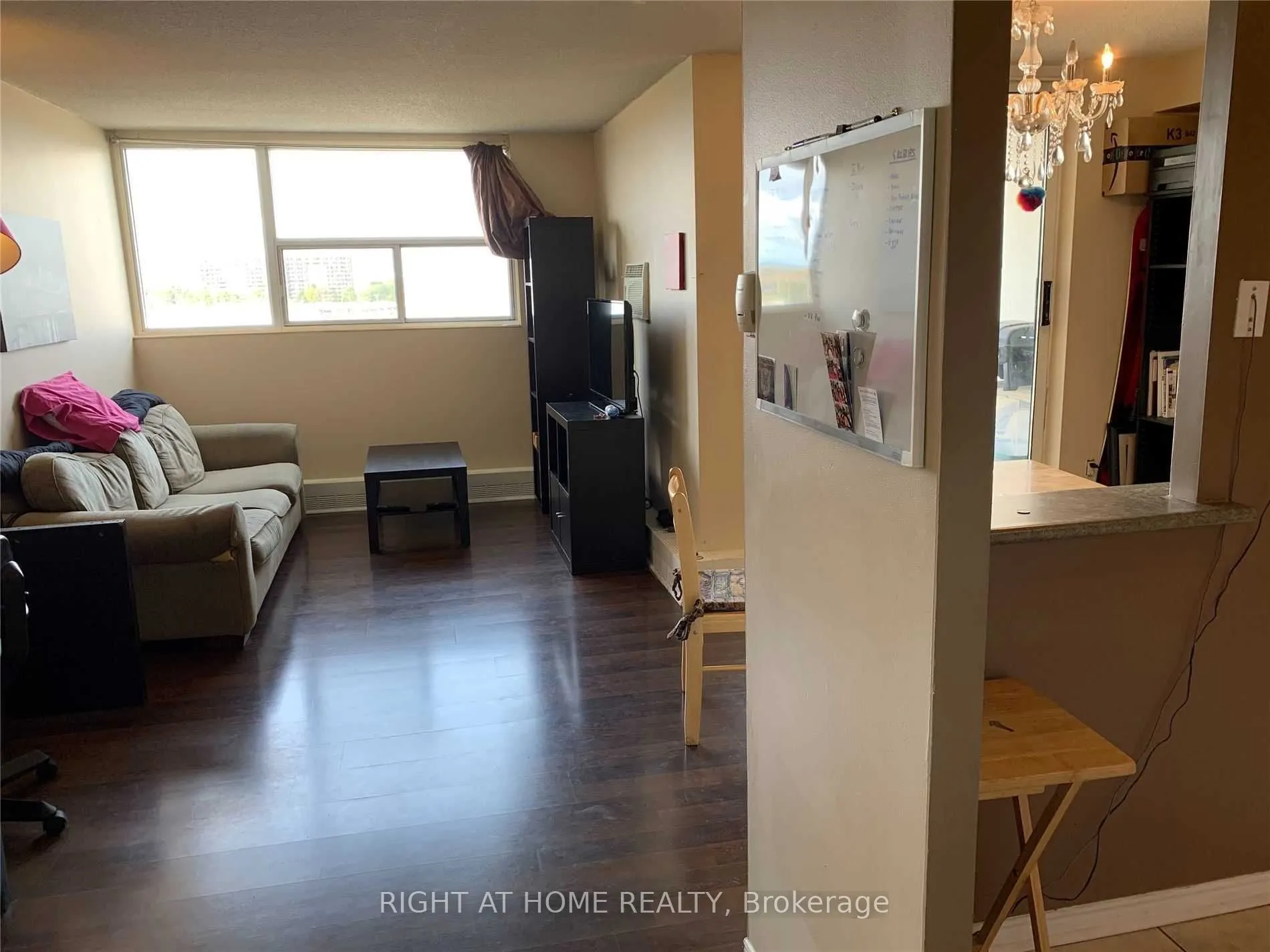 2900 Battleford Road, #911