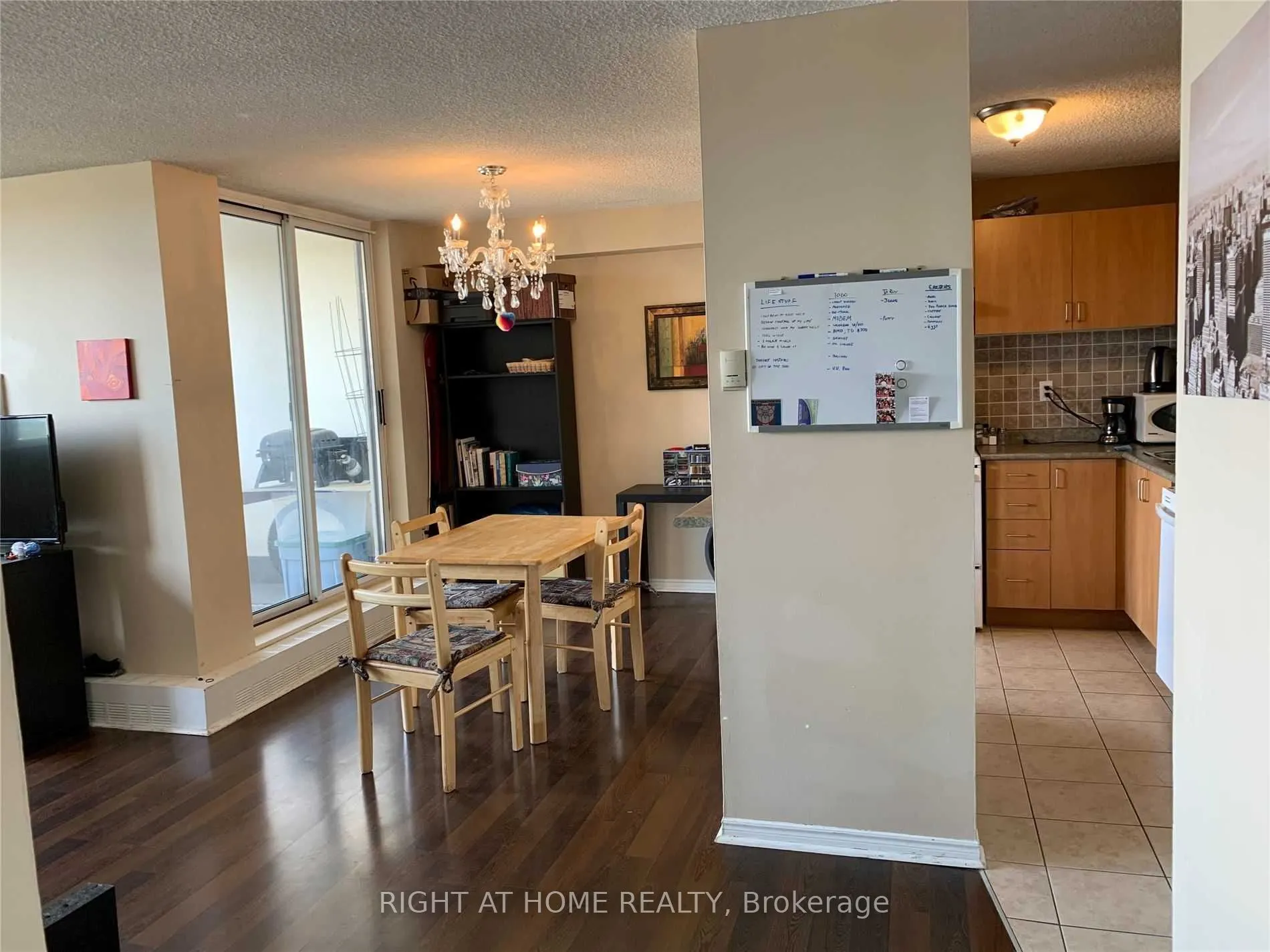 2900 Battleford Road, #911
